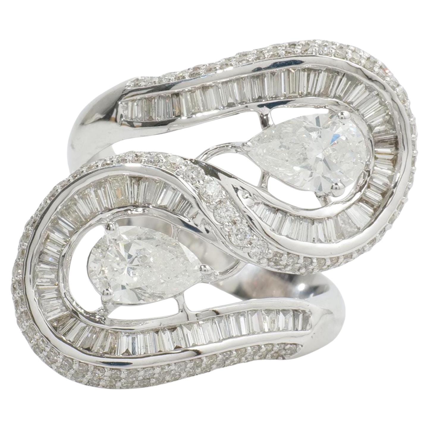 Solitaie Natural Diamond Broad Statement Ring in 14K Solid Gold (Certified) For Sale