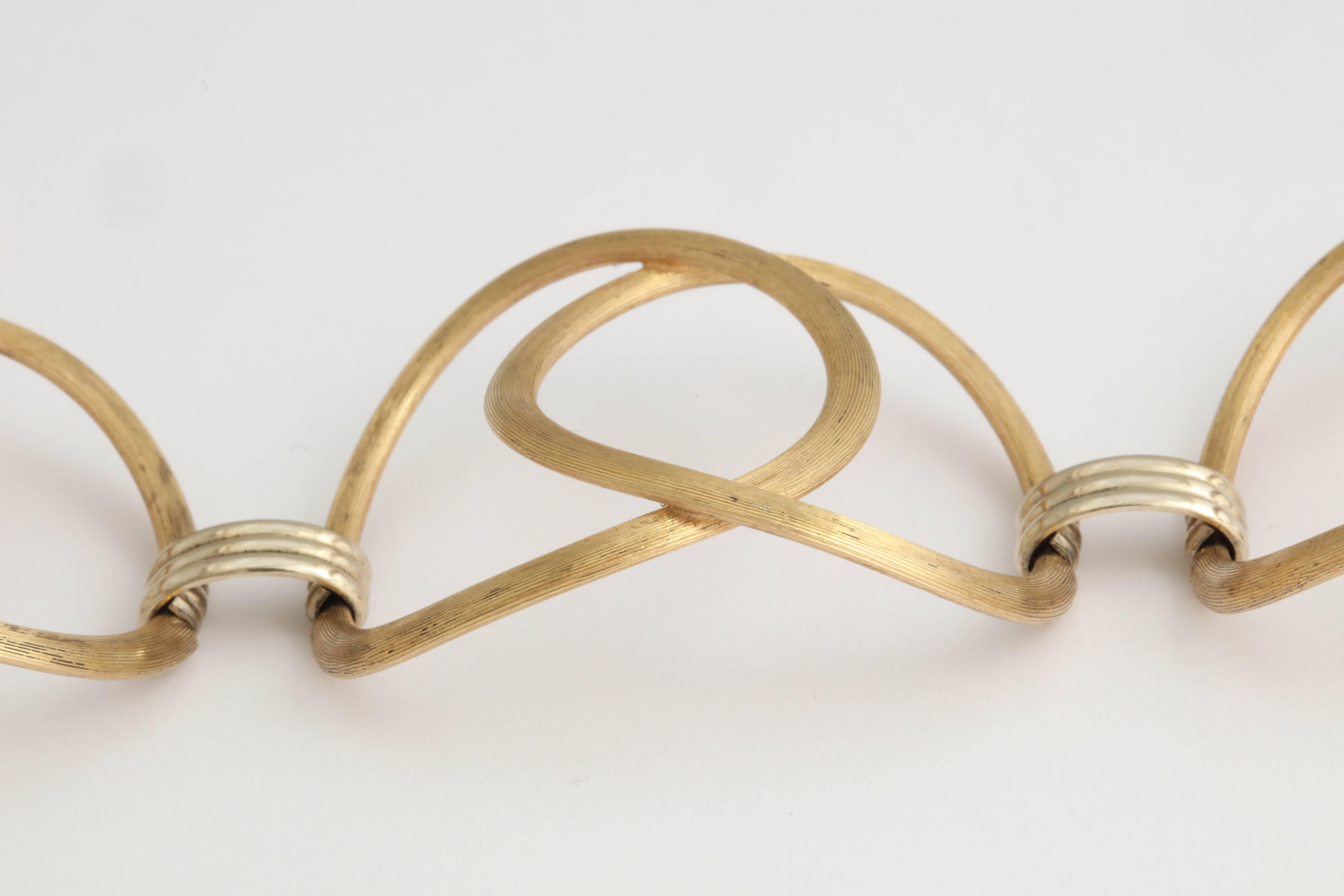 Mid-Century Gold Oval Link Bracelet 3