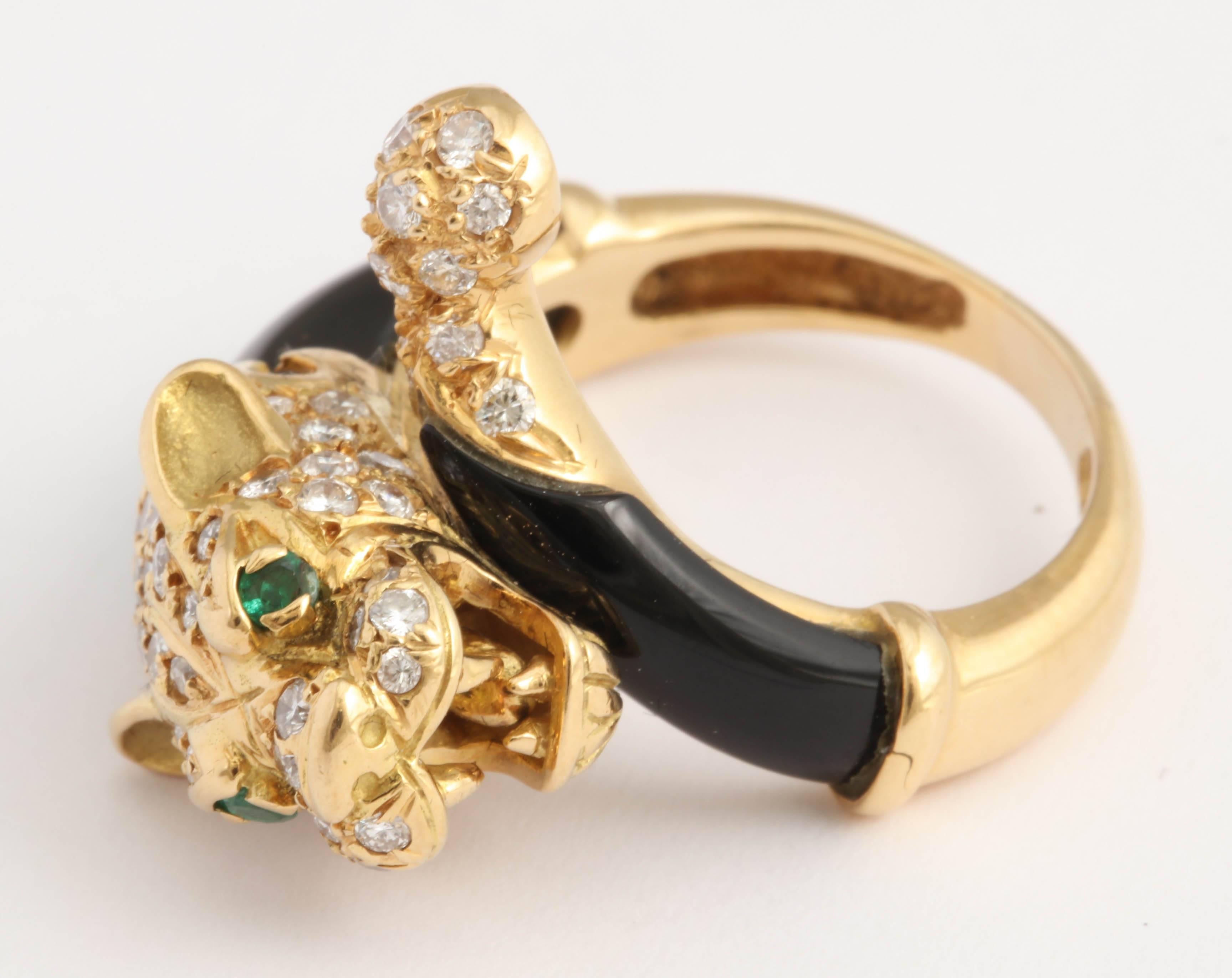 Black Onyx Gold and Diamond Lion Ring In Excellent Condition In New York, NY