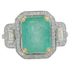 3.70ct Emerald Gemstone Ring with Natural Diamonds in 14k Solid Gold (Certified)
