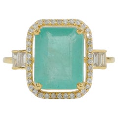 Used 3.60ct Emerald Gemstone Ring with Natural Diamonds in 14K Solid Gold (Certified)