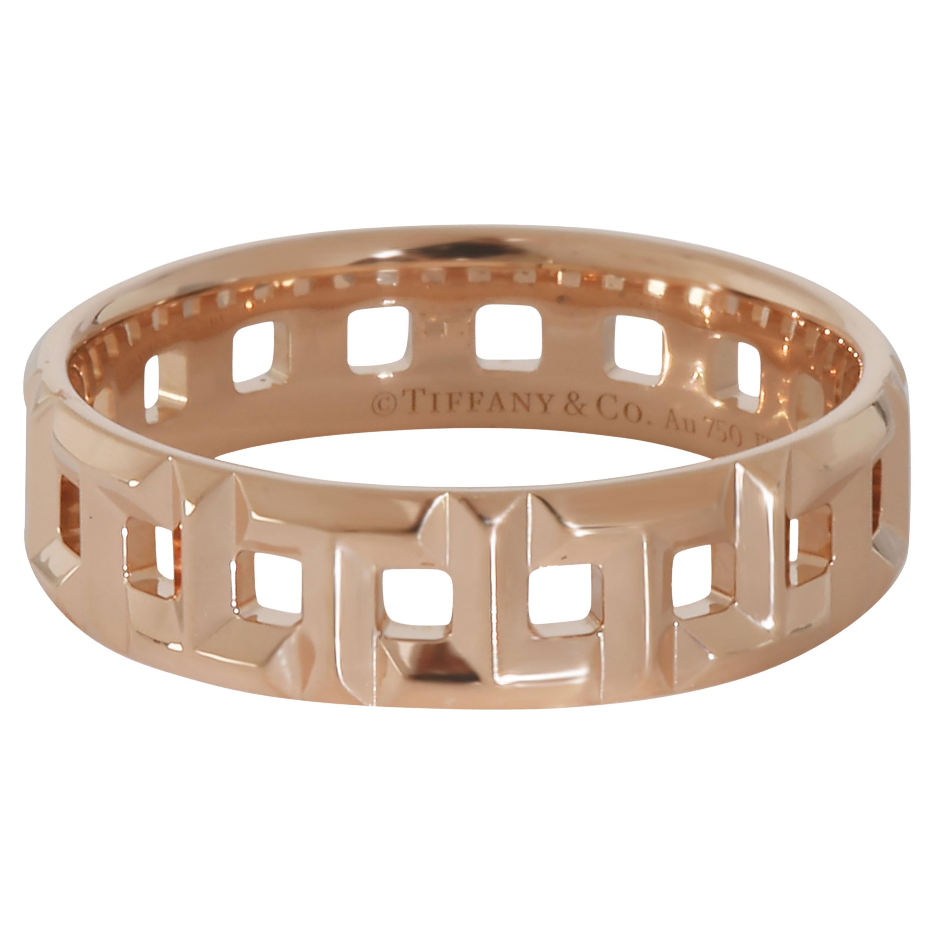 Tiffany 
Co. Bague large en or rose Tiffany T Trueing