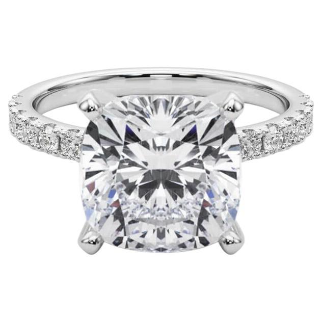 GIA 5.03ct Cushion Solitaire avec Demi-Eternité Bague diamant en or blanc 18K