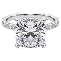 GIA 5.03ct Cushion Solitaire avec Demi-Eternité Bague diamant en or blanc 18K