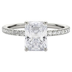 GIA Certified 1.2 Carat Pave Hidden Halo Radiant  Bague en diamant
