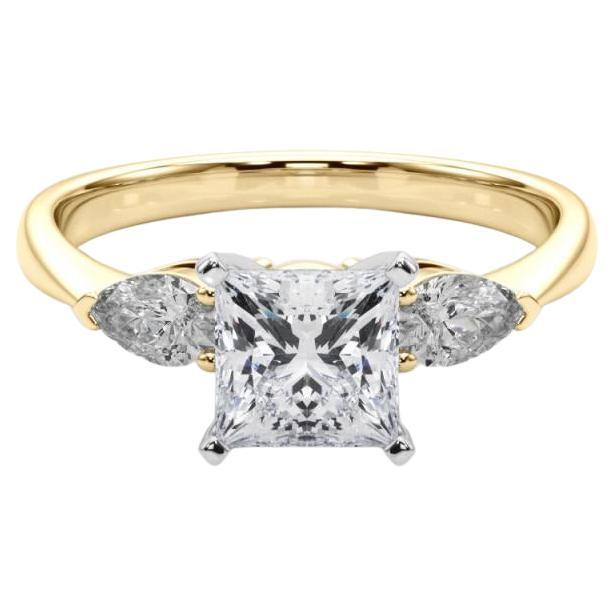 GIA-zertifizierter 0.8-Karat-Prinzessinnen-Ost-West-Diamantring mit drei Steinen