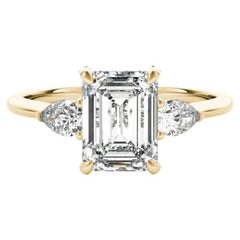 GIA 1.5ct Emerald Three-Stone Decorated Gallery 18K Yellow Gold Diamond Ring