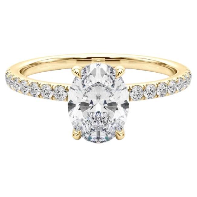 Anillo de diamantes de oro amarillo de 18 quilates con halo oculto ovalado de 1,4 quilates certificado por GIA