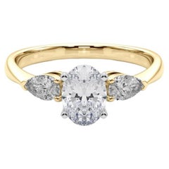 Bague à trois pierres en diamant ovale est-ouest de 1,71 carat certifiée par le GIA