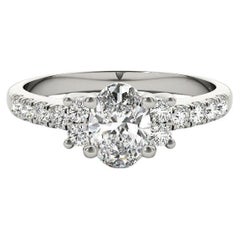 Anello con diamante ovale a tre pietre Pave in oro bianco 18 carati certificato GIA da 1,2 carati