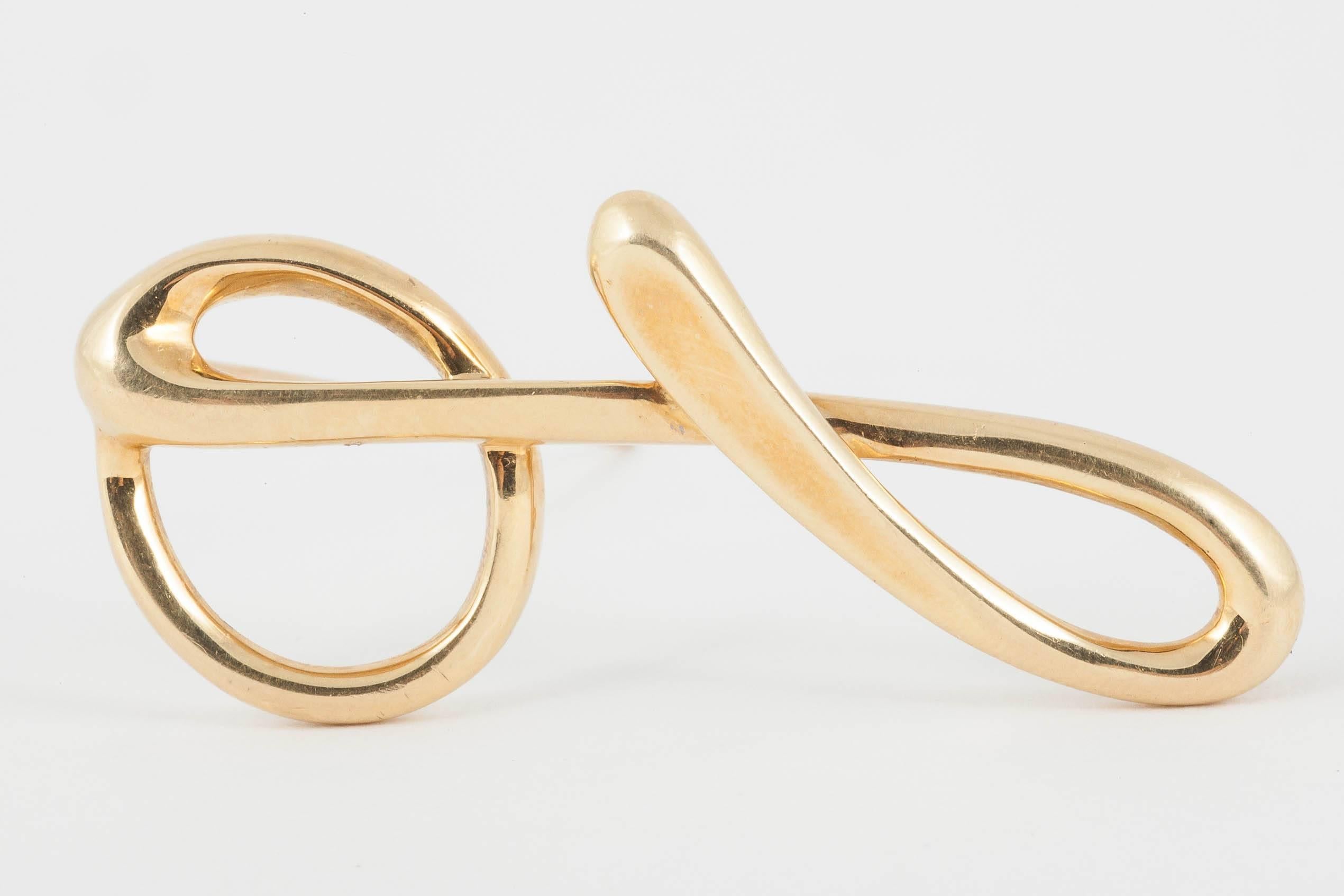 Tiffany & Co. Perretti Gold Heavy Openwork Brooch For Sale 4