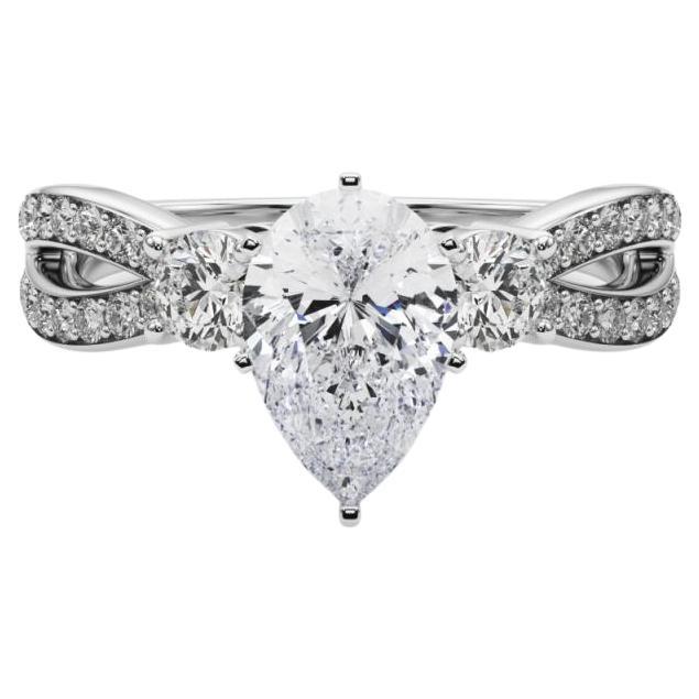 GIA 1.7ct Pear Three-Stone Split Shank Pave  Bague en diamant