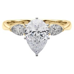 GIA Certified 1.01 Carat Pear East-West Three-Stone Diamond Ring (bague à trois pierres)