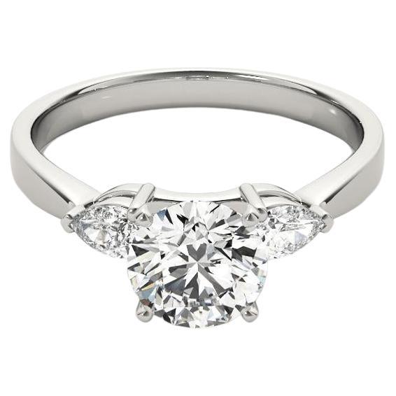 GIA 1,52ct Runder Solitär
Birne Dreisteiniger 18K Weißgold Diamantring