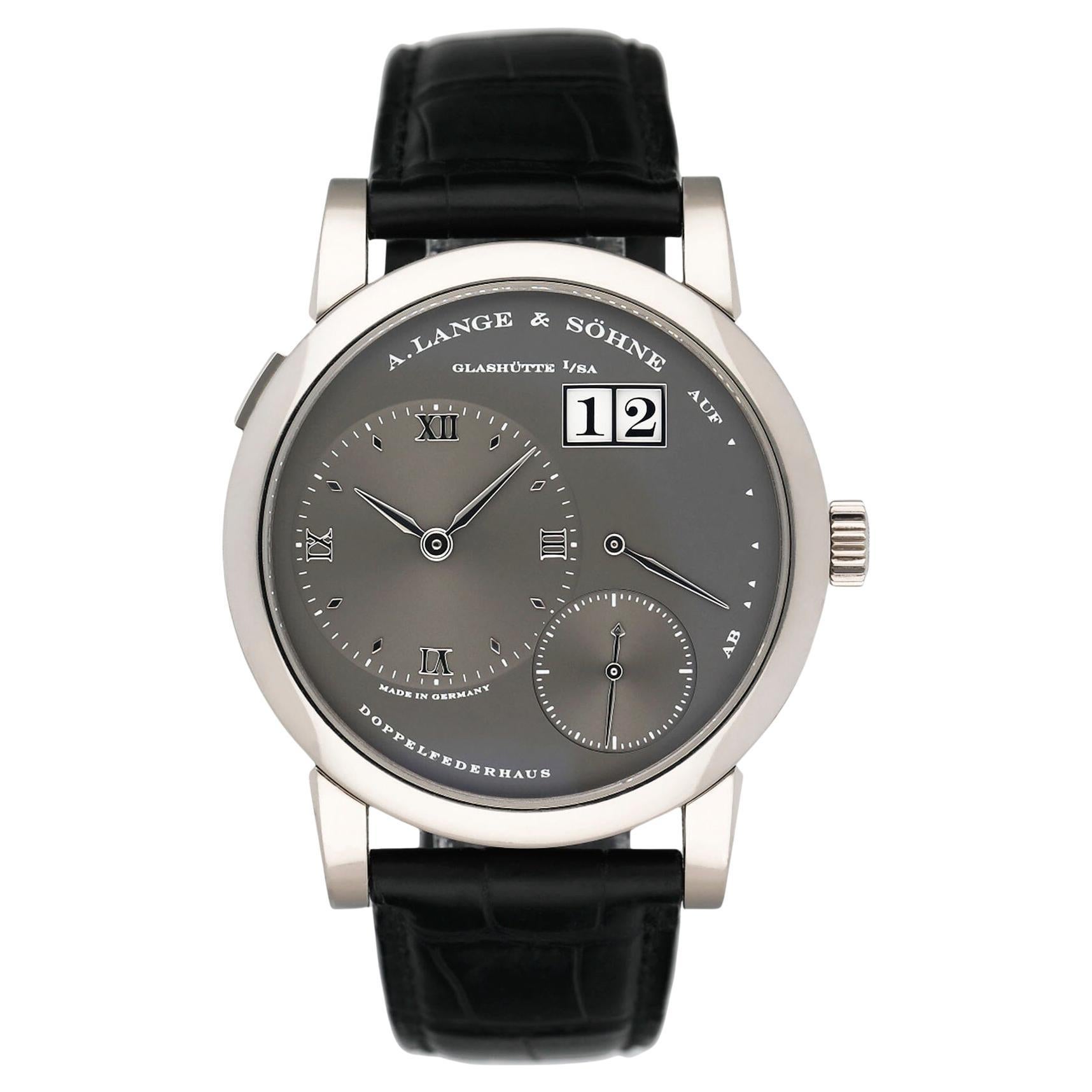 A. Lange
Sohne Lange 1 101.030 Graues Zifferblatt Herrenuhr Papiere