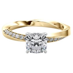 GIA 1.18ct Cushion Solitaire Twisted Square Band Anillo de diamantes de oro amarillo de 18 quilates