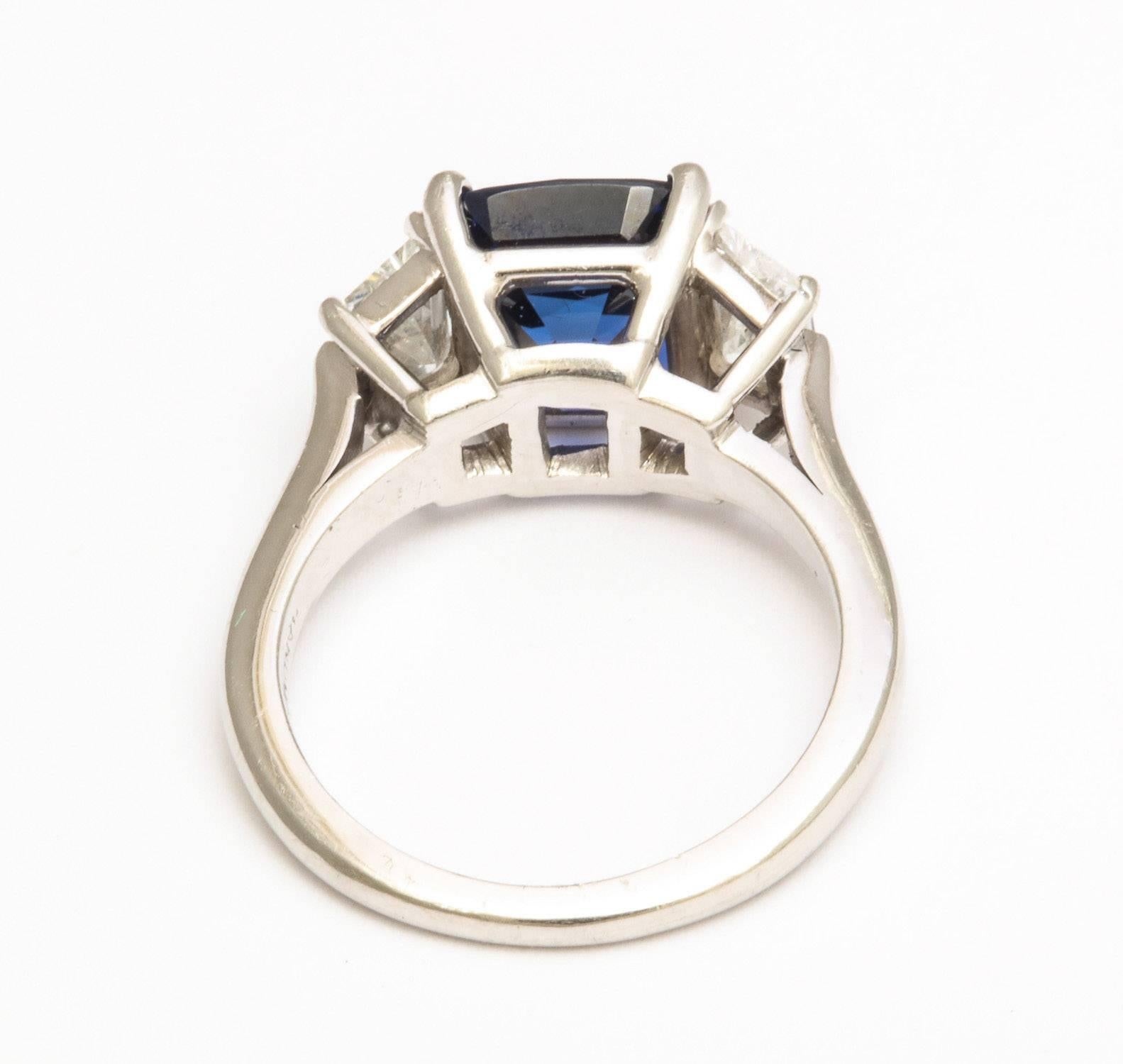 Natural Sapphire and Diamond Ring In Excellent Condition In New York, NY