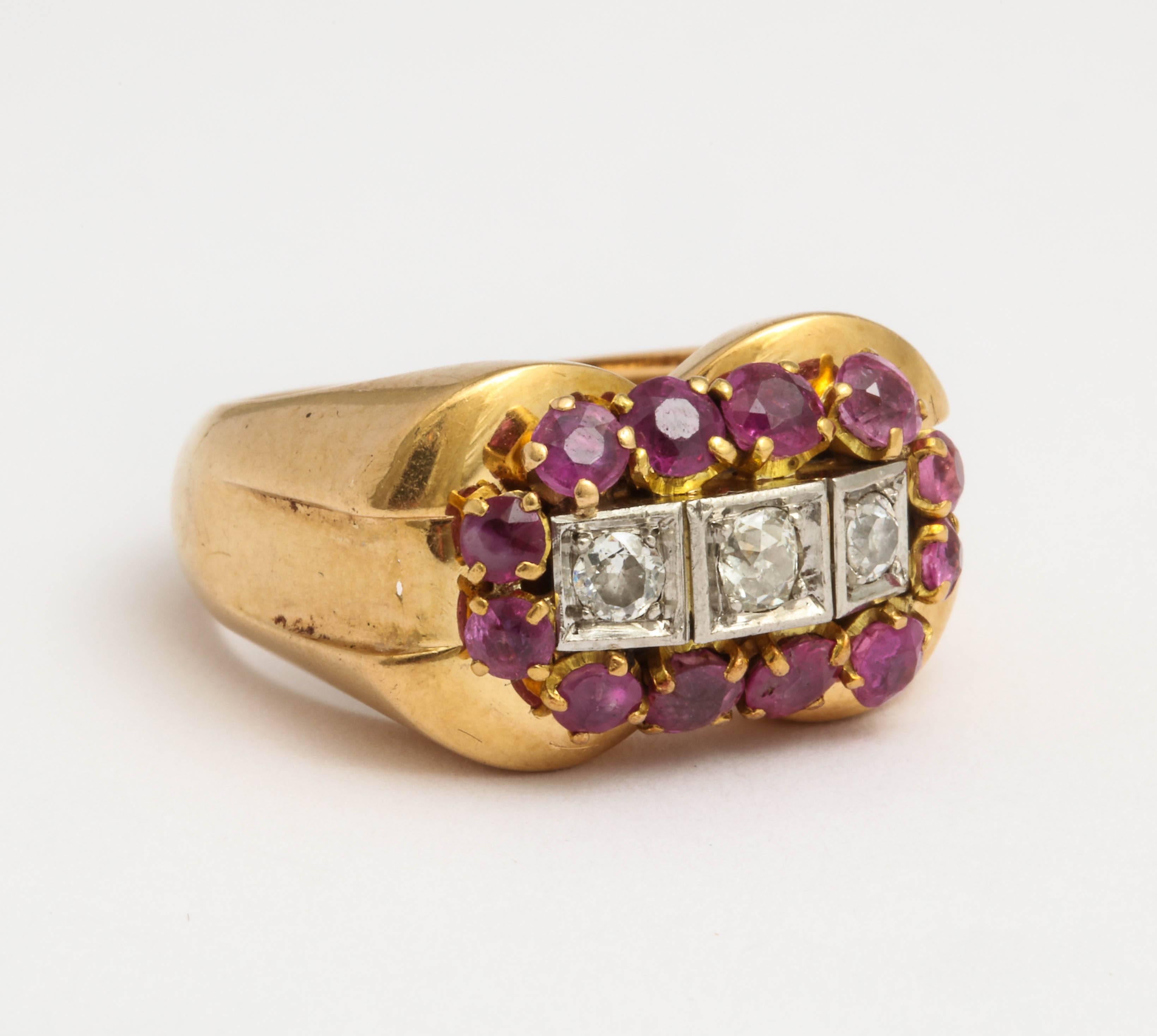 French Ruby Diamond Gold Ring, 1940s In Good Condition In St. Catharines, ON