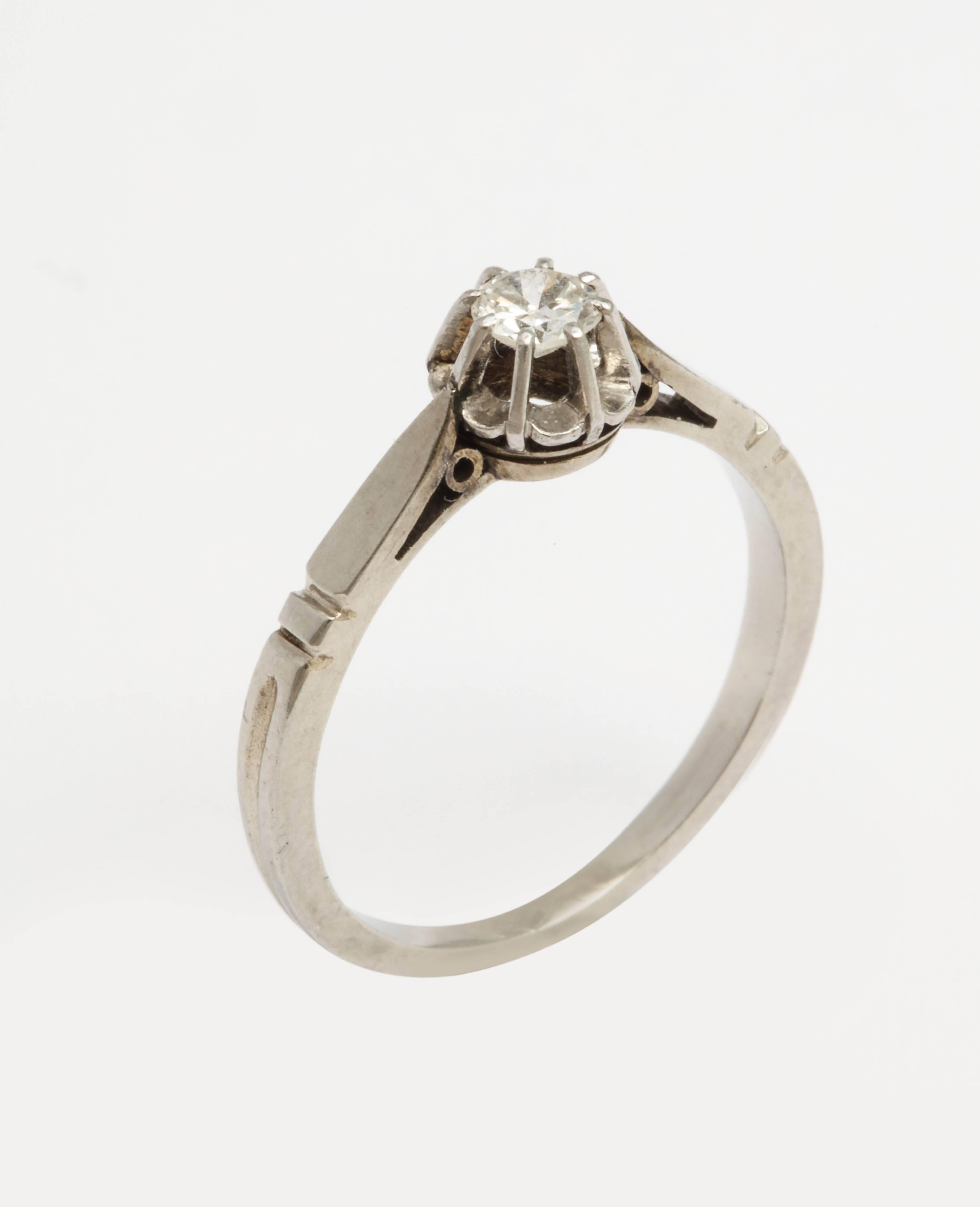 French Diamond Platinum Solitaire Ring, 20th Century 1