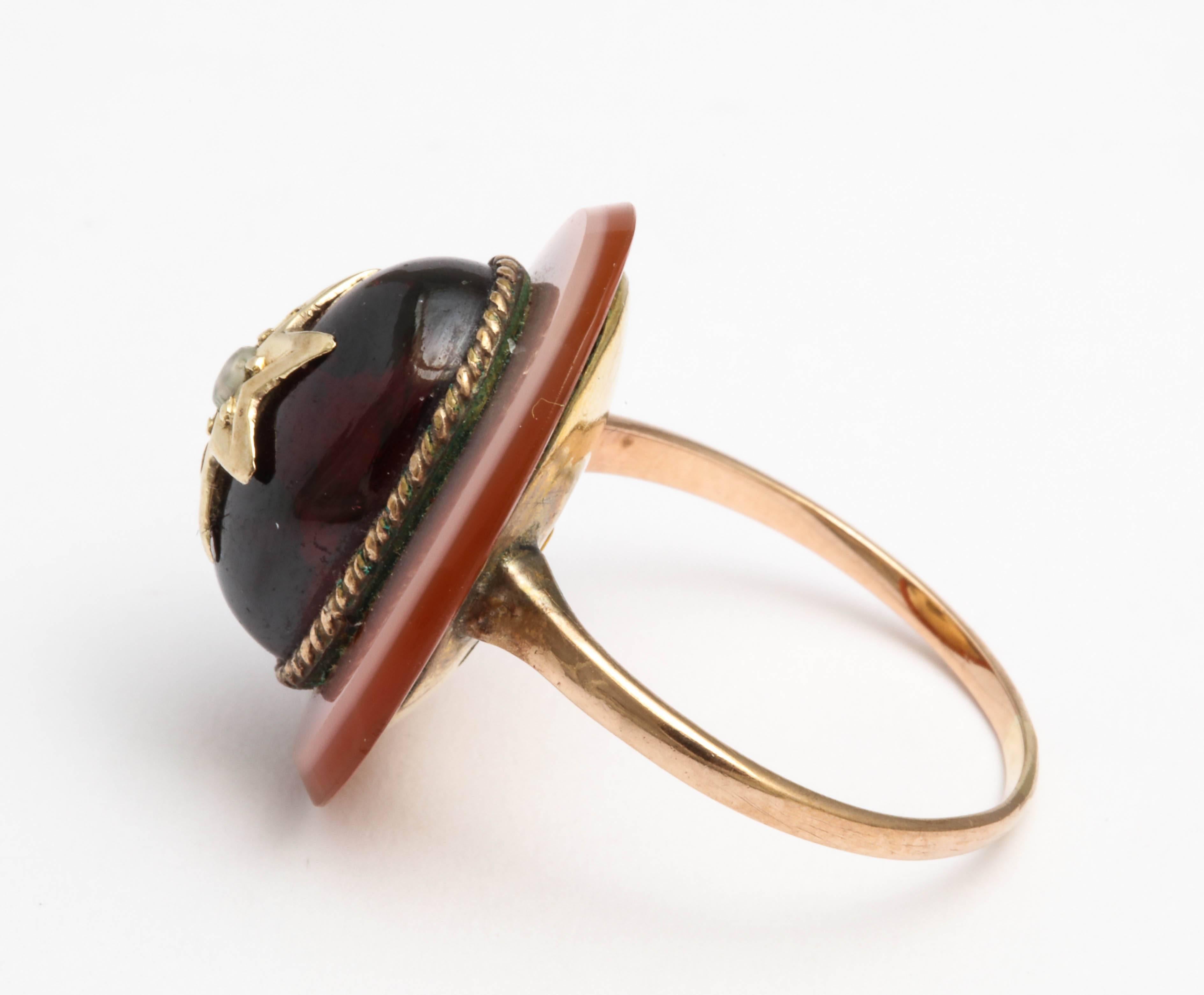 Women's or Men's Victorian Garnet and Agate Shooting Star Ring, circa 1890