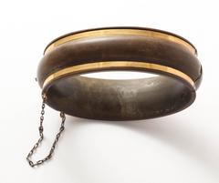 Gutta-Percha and Yellow Gold Bracelet