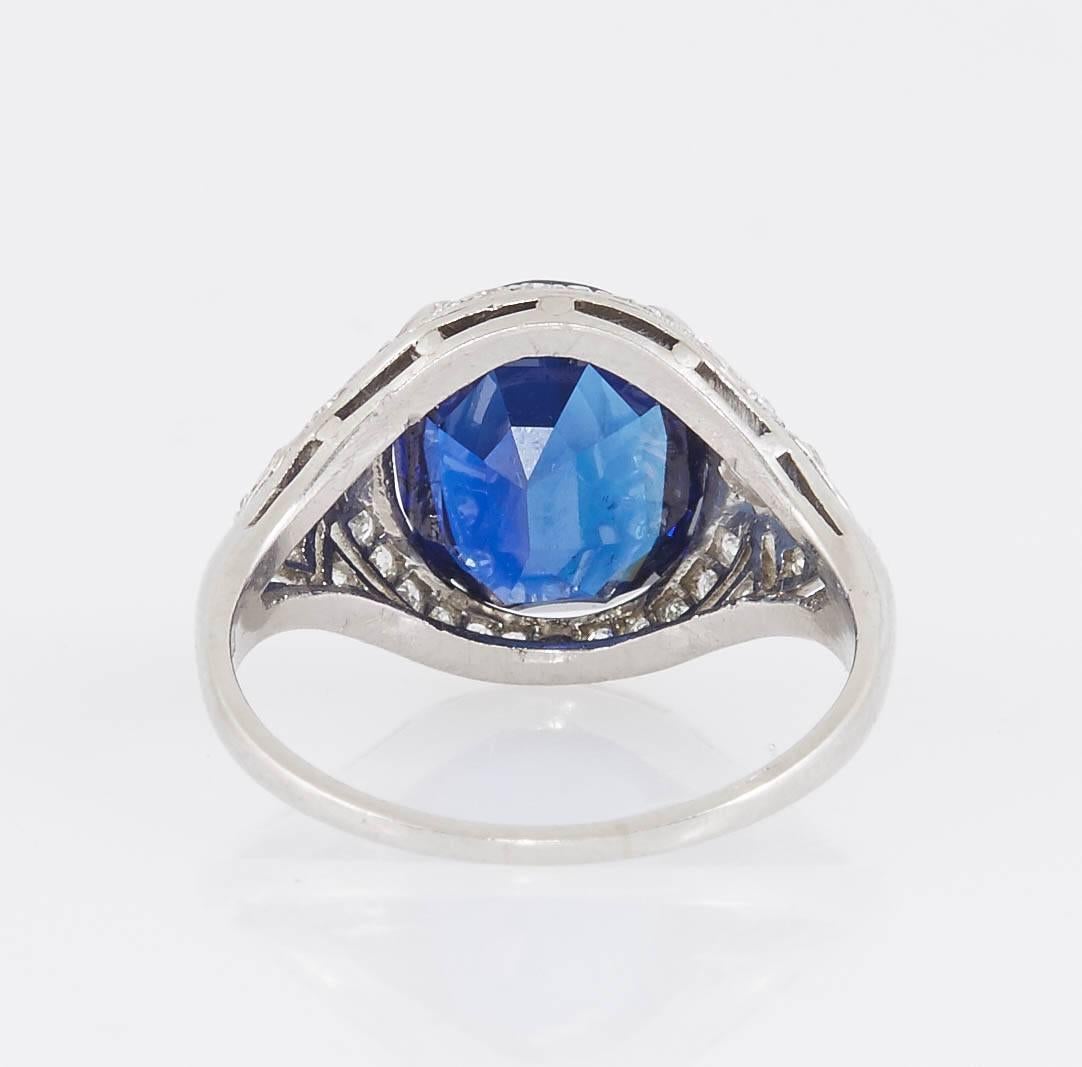 AGL Certified 5.19 Carat Burma Sapphire Diamond Ring In Excellent Condition In New York, NY