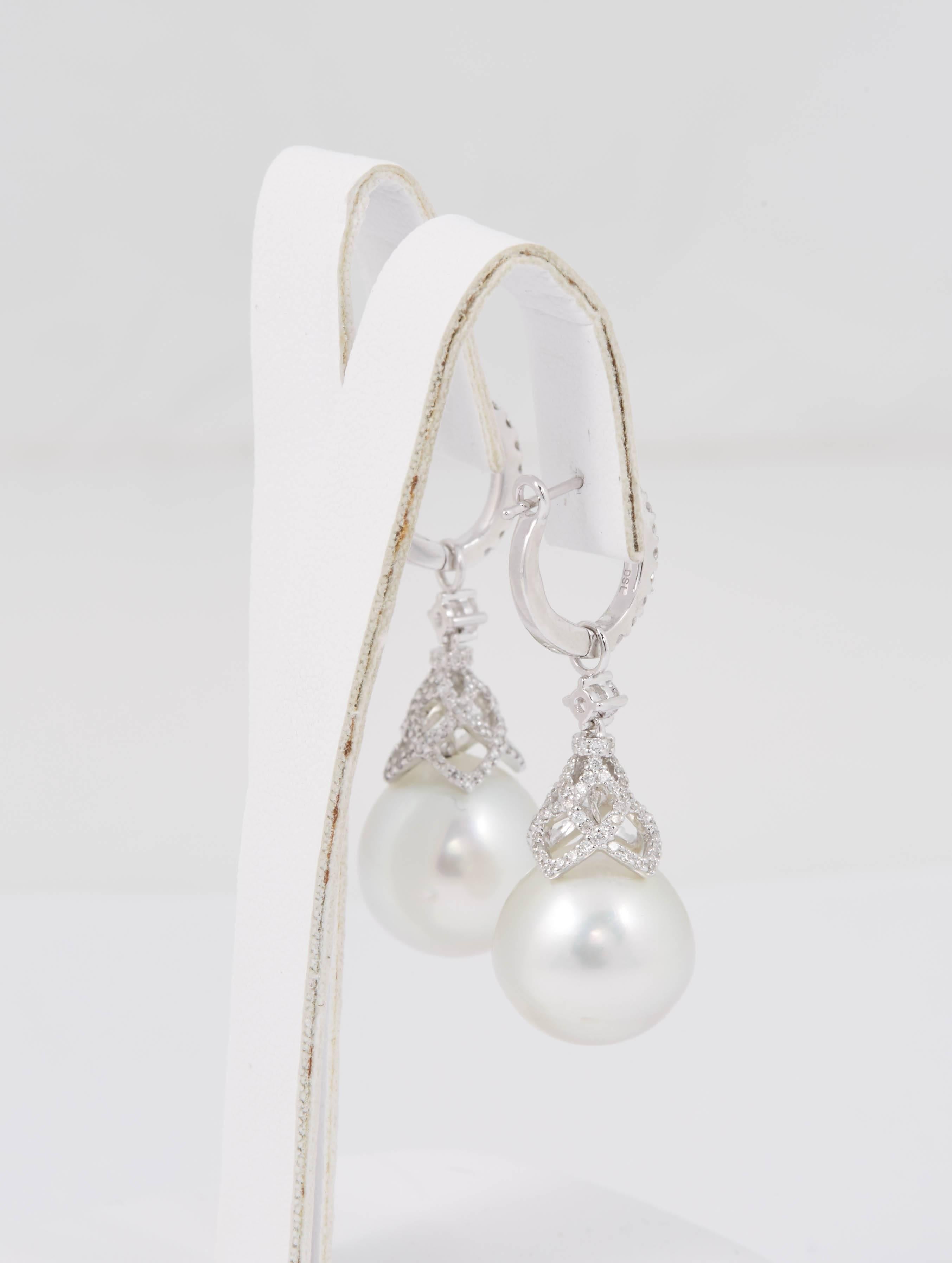 HARBOR D. South Sea Pearls Diamonds White Gold Hoop Dangle Bell Shape Earrings  In New Condition For Sale In New York, NY