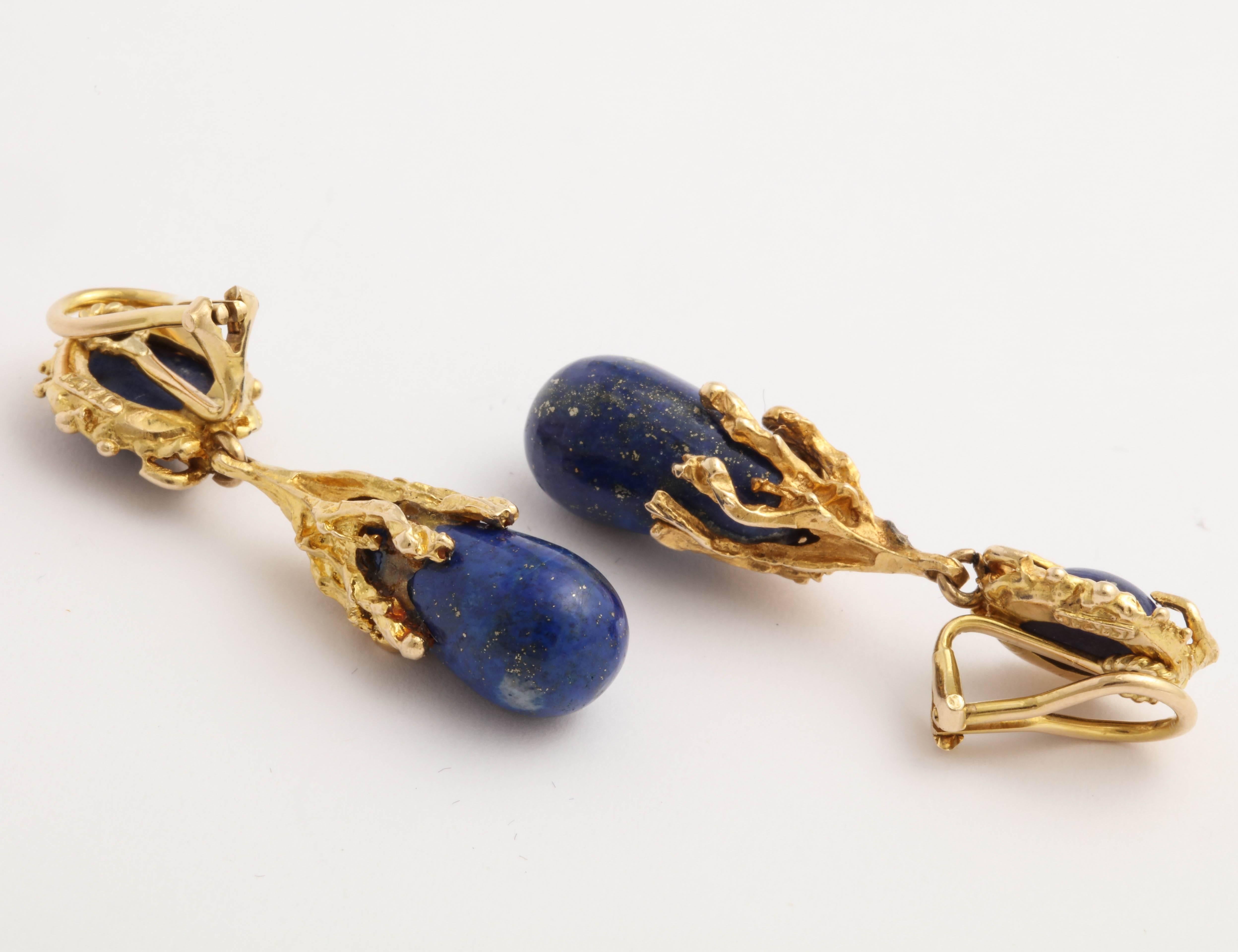 Russian Lapis Gold Drop Earrings In Excellent Condition In New York, NY