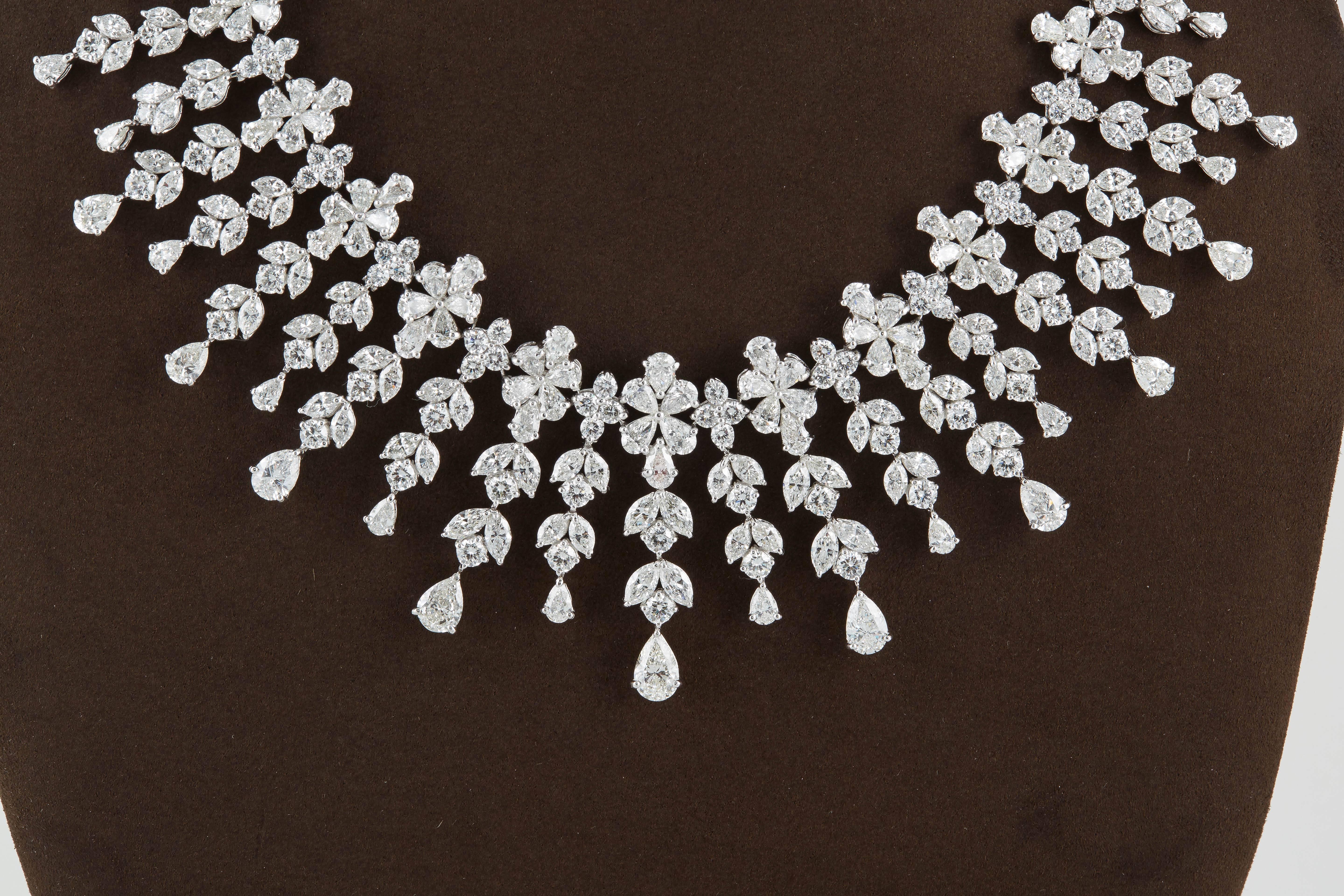 Women's Magnificent Diamond Drop Necklace For Sale
