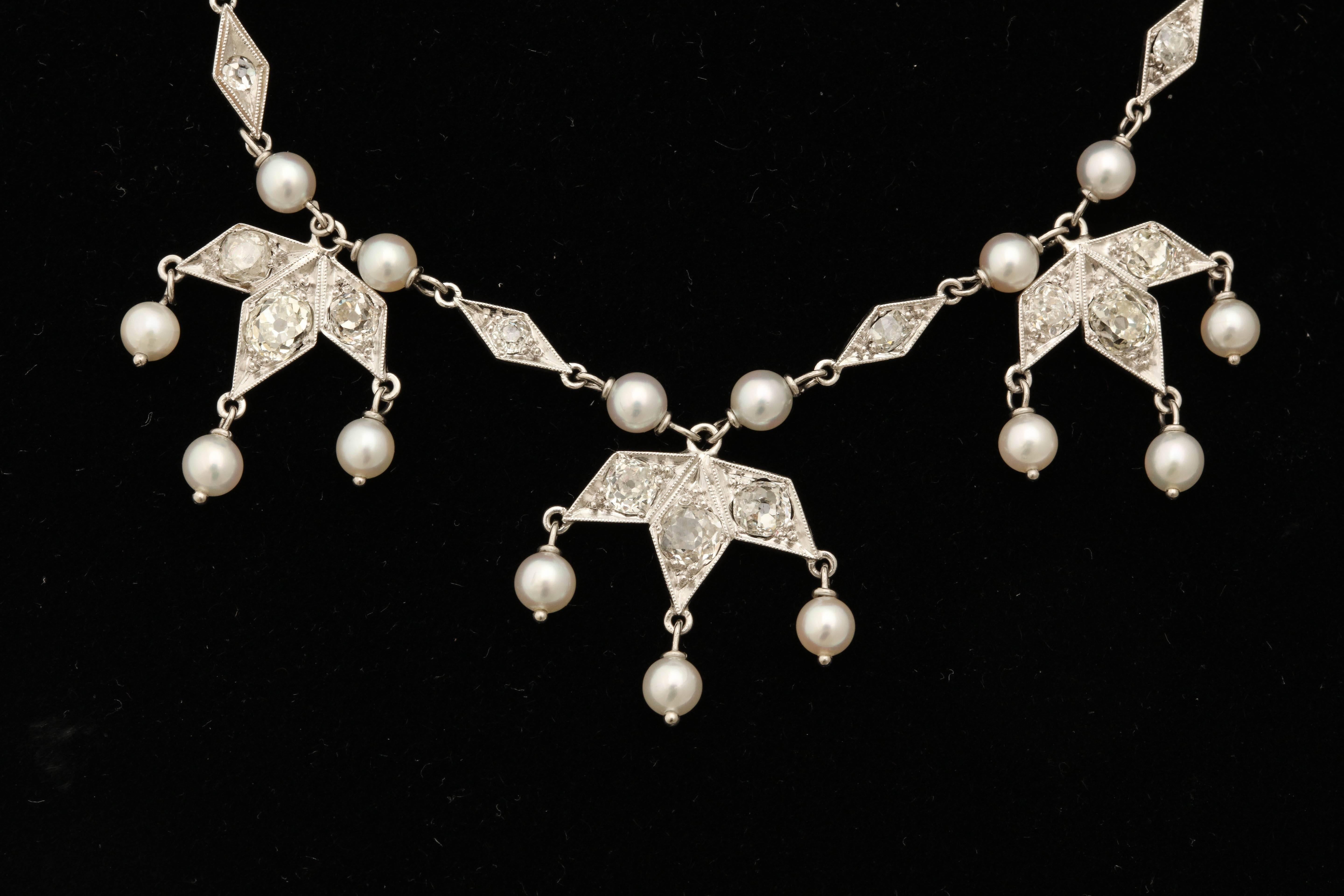Art Deco Delicate Pearl Diamond Platinum Triple Pendant Necklace In Good Condition In New York, NY