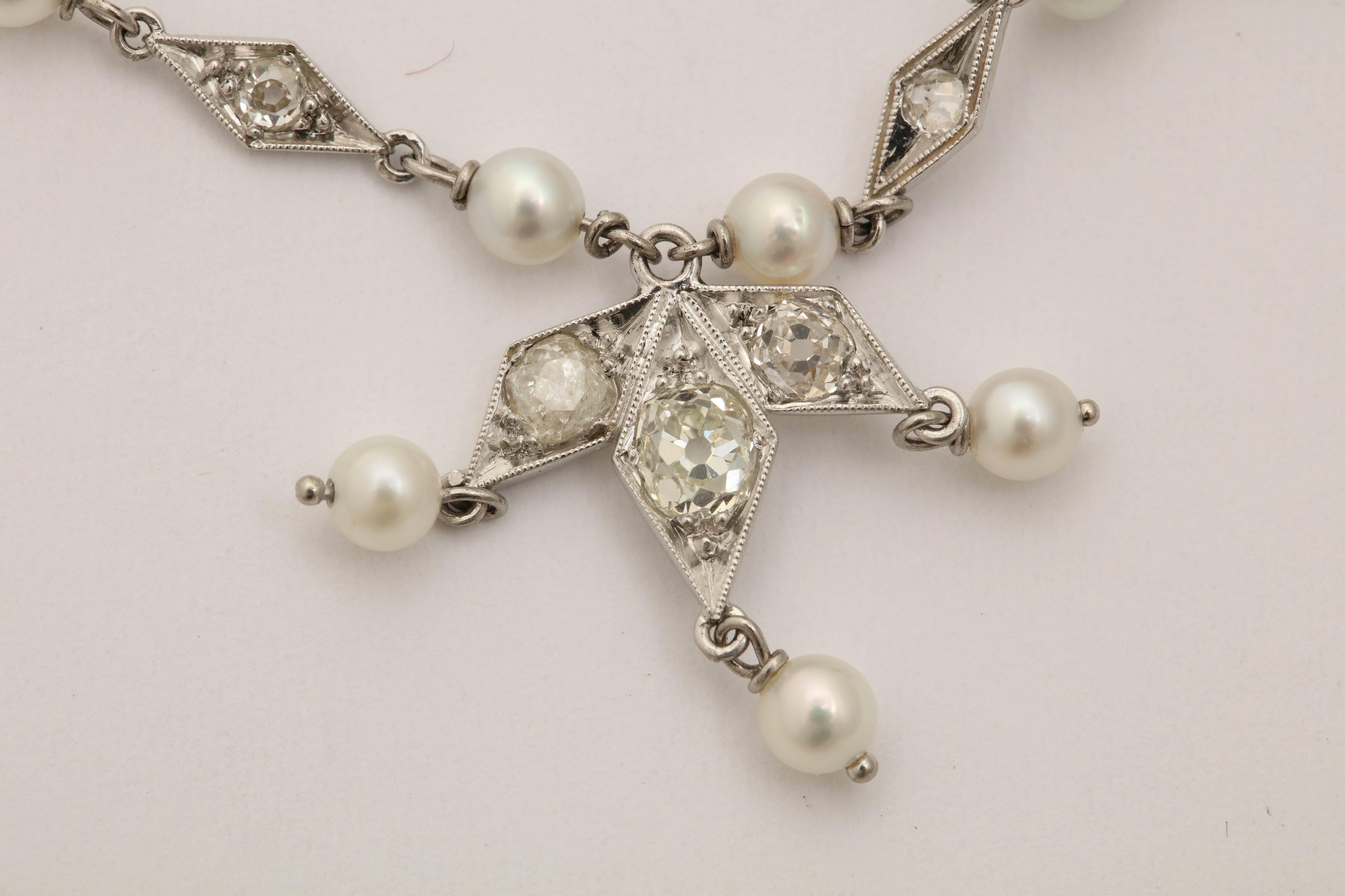 Art Deco Delicate Pearl Diamond Platinum Triple Pendant Necklace 3