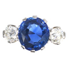 Art Deco 18ct Gold & Platinum Ceylon Sapphire & Diamond Three Stone Ring