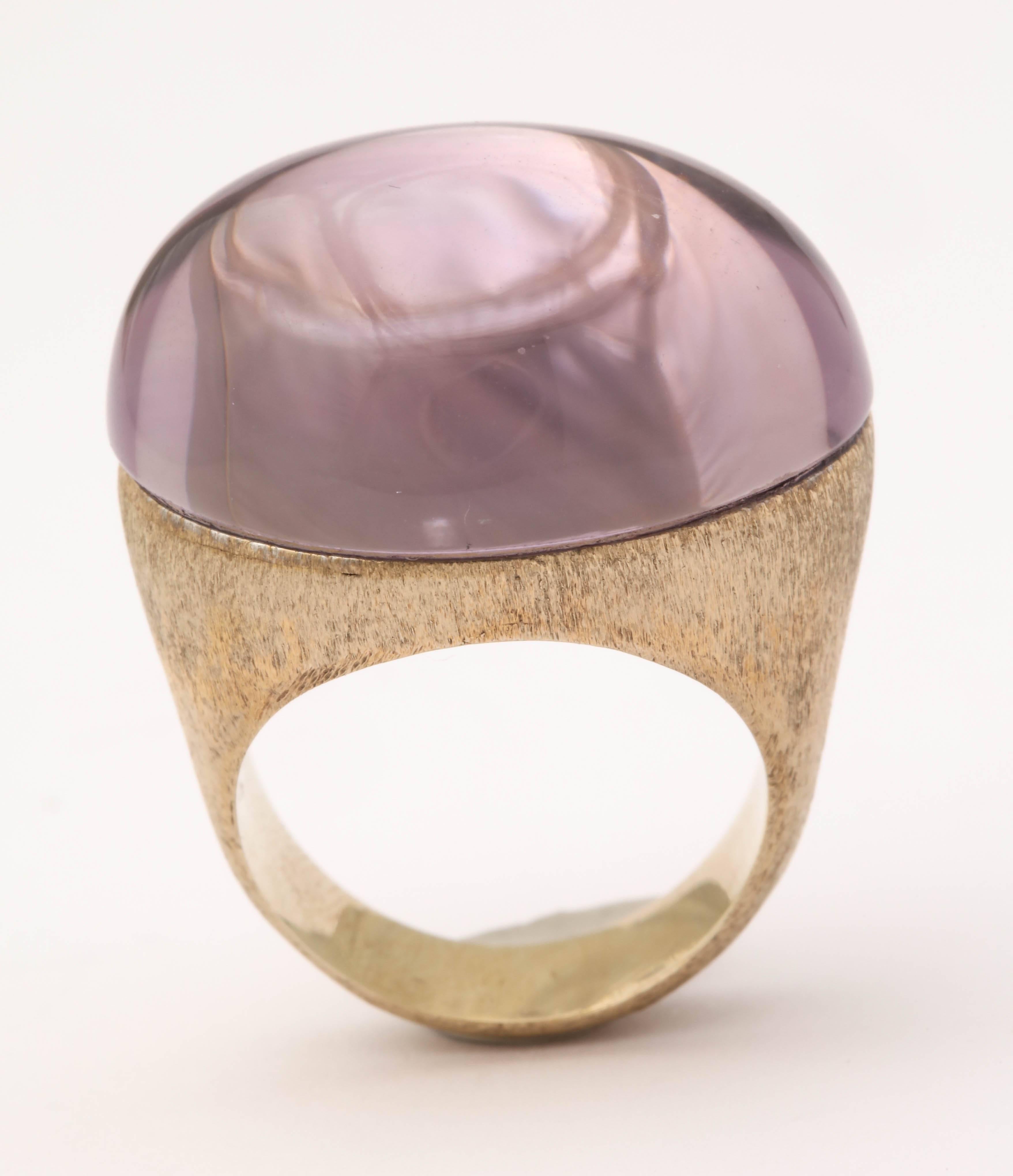 H.Stern 1990's Large Cabochon Amethyst Brushed Gold Cocktail Ring In Excellent Condition In New York, NY