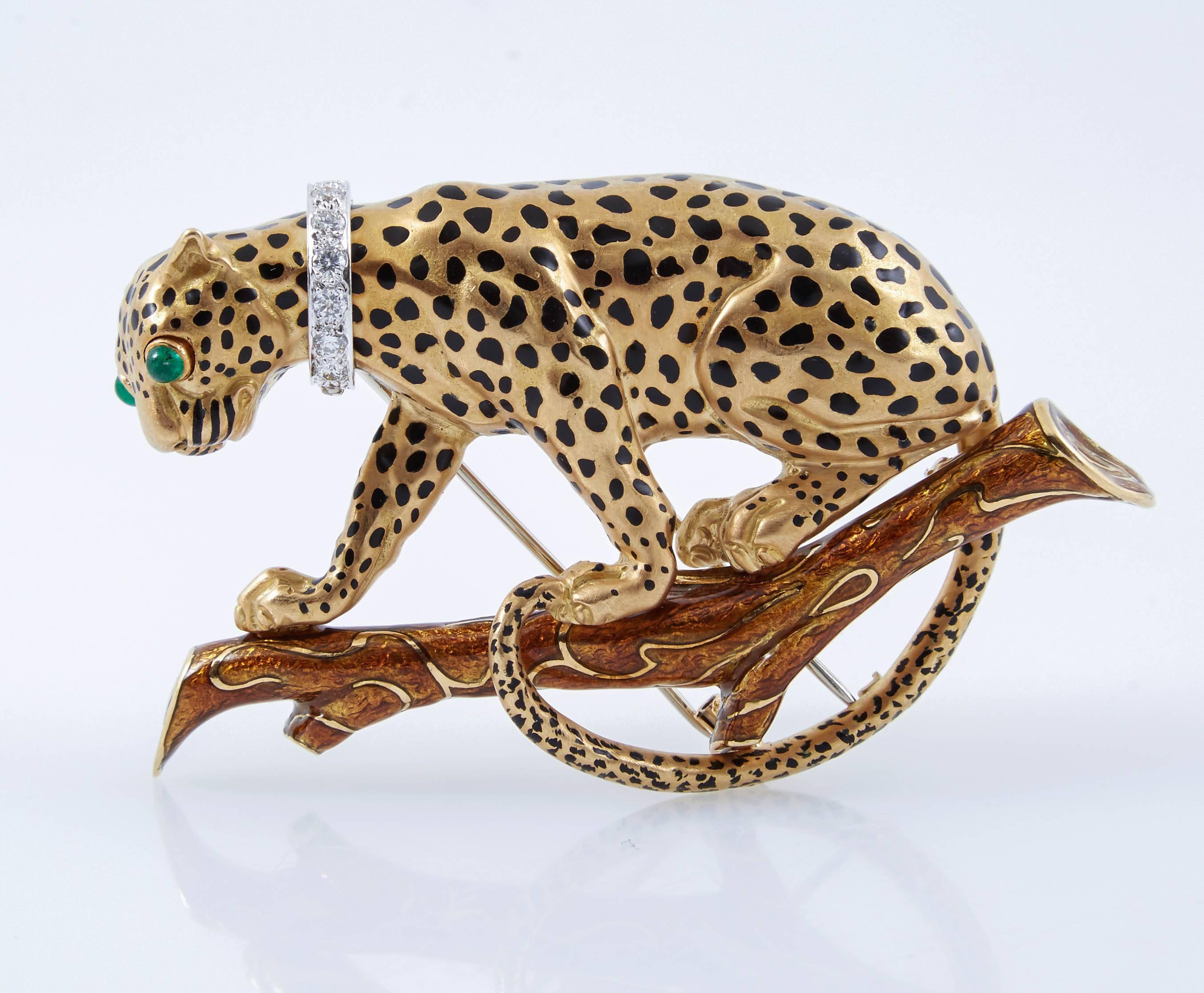 David Webb Leopard On Branch Enamel Gold Brooch In Excellent Condition For Sale In New York, NY