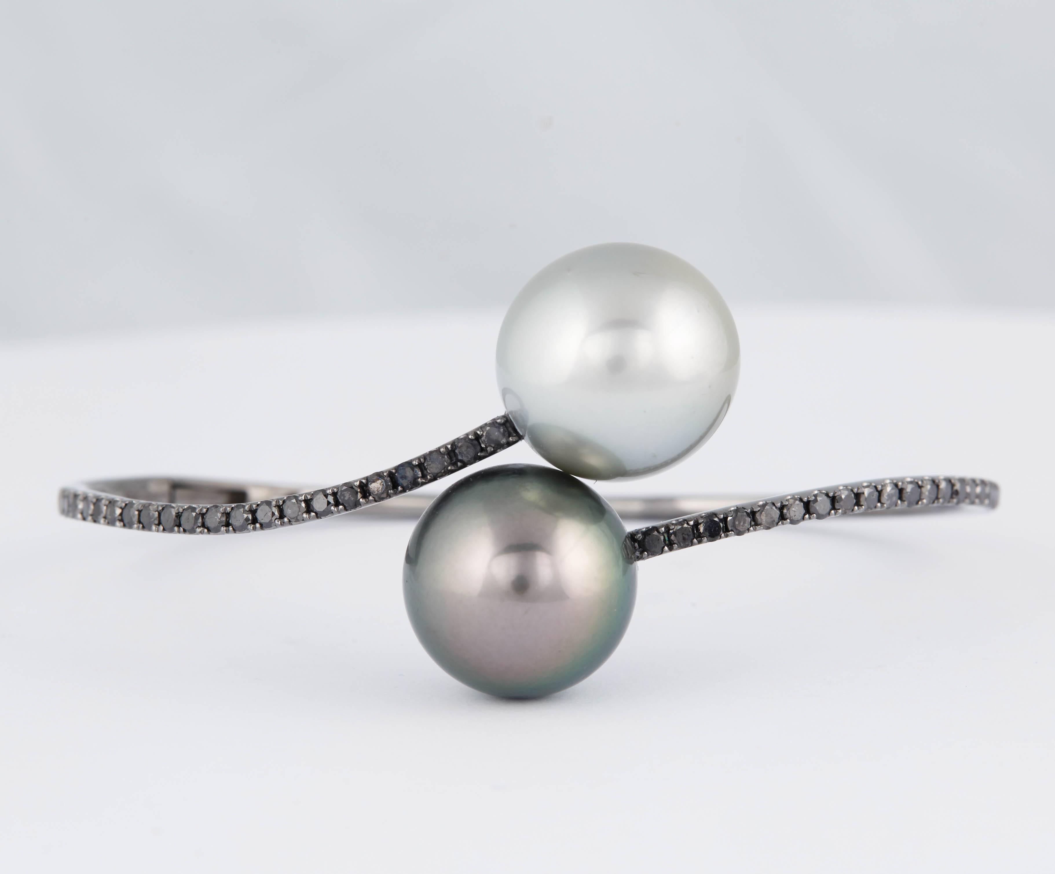 Contemporary Tahitian Pearl Black Diamond Bangle Bracelet 1 Carat 18K White Gold For Sale