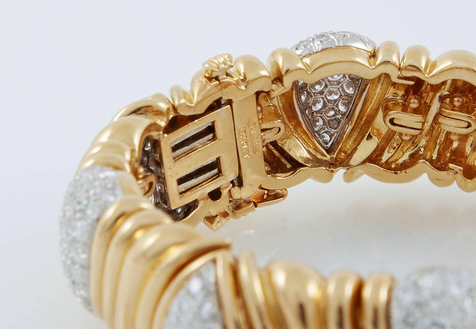 Women's David Webb Gold Diamond Bracelet For Sale