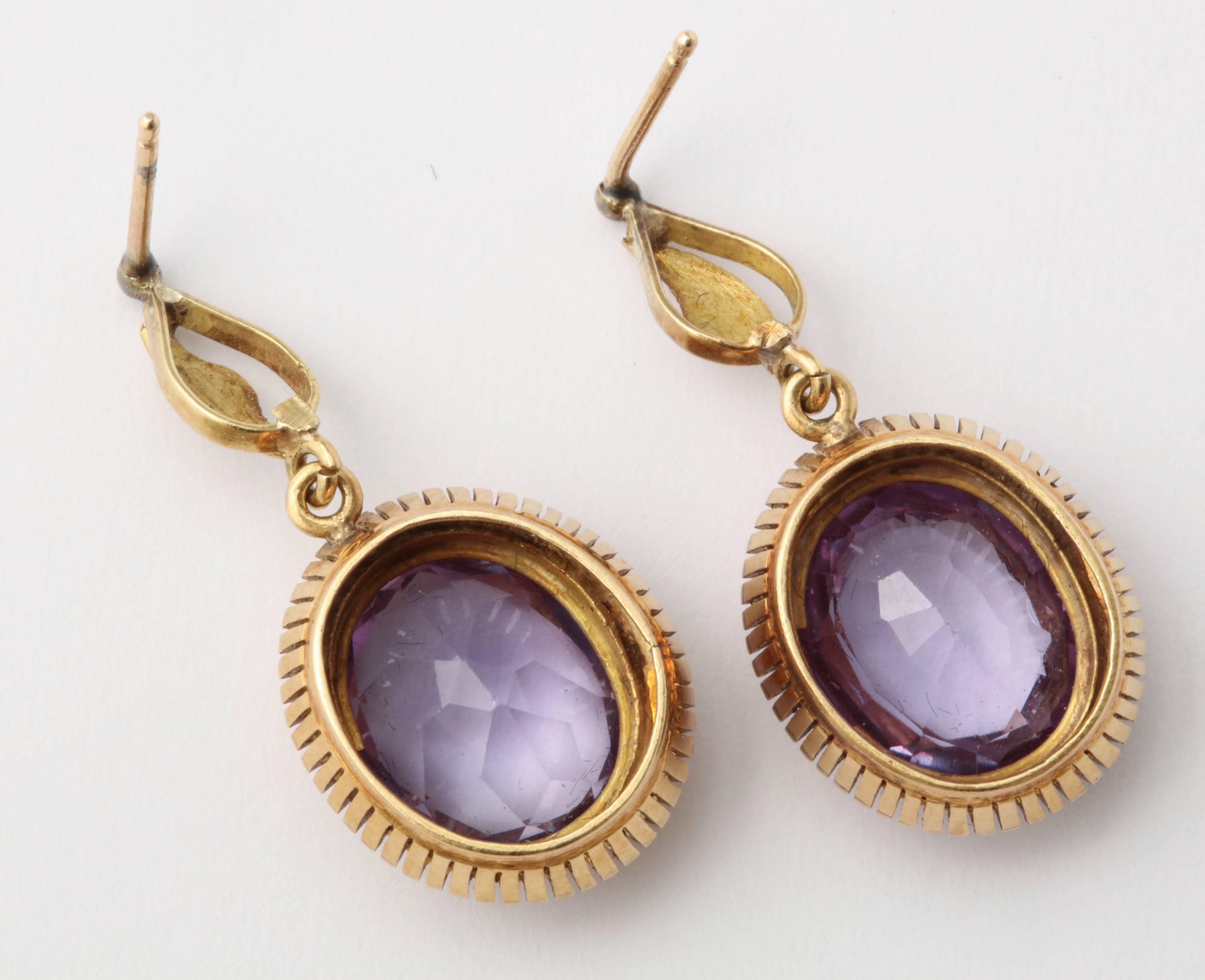 18 Karat Purple Sapphire Earrings For Sale 1