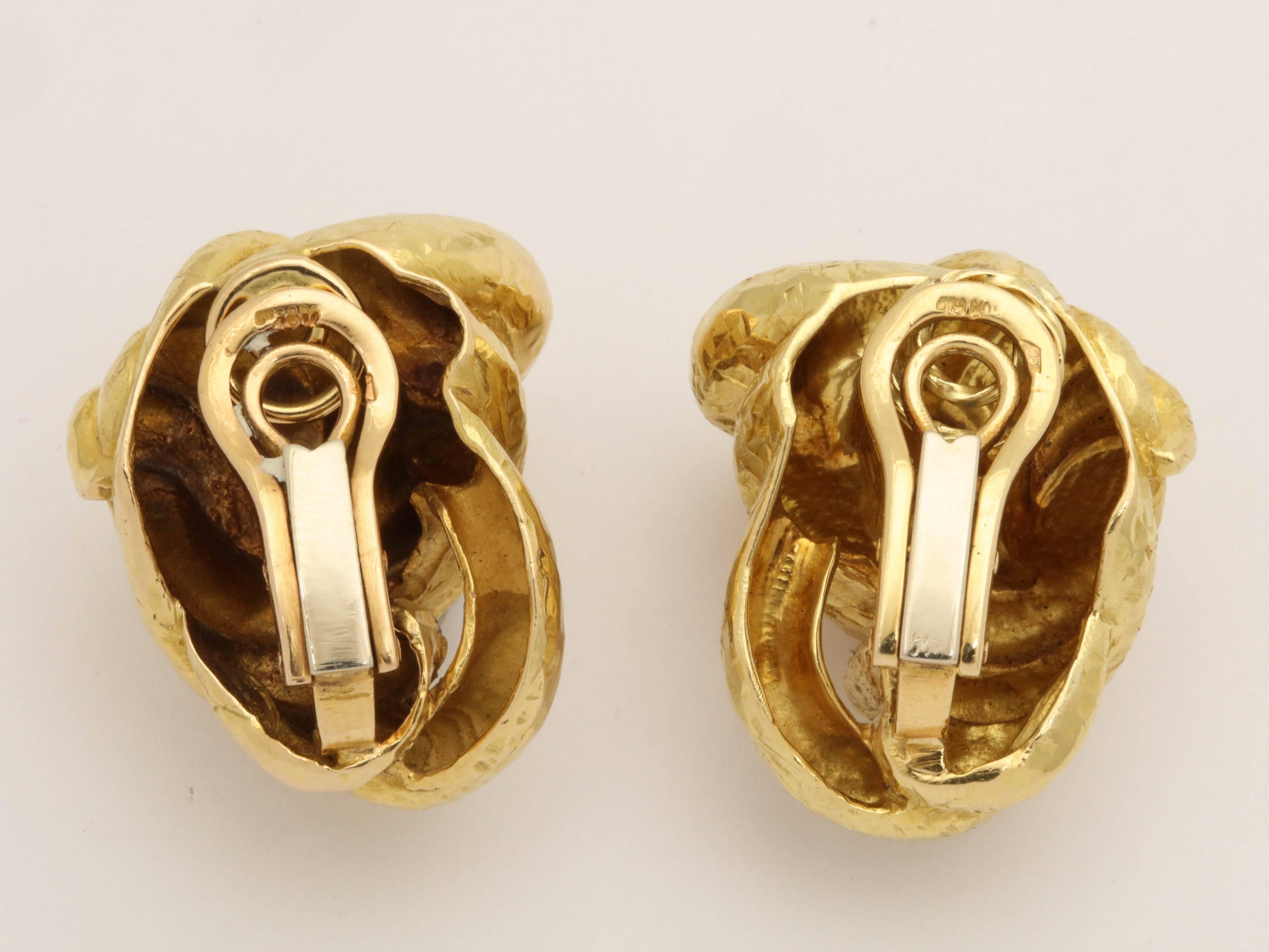 Women's or Men's 1970s French Figural Coiled Serpent Hand-Hammered Gold Clip on Earrings
