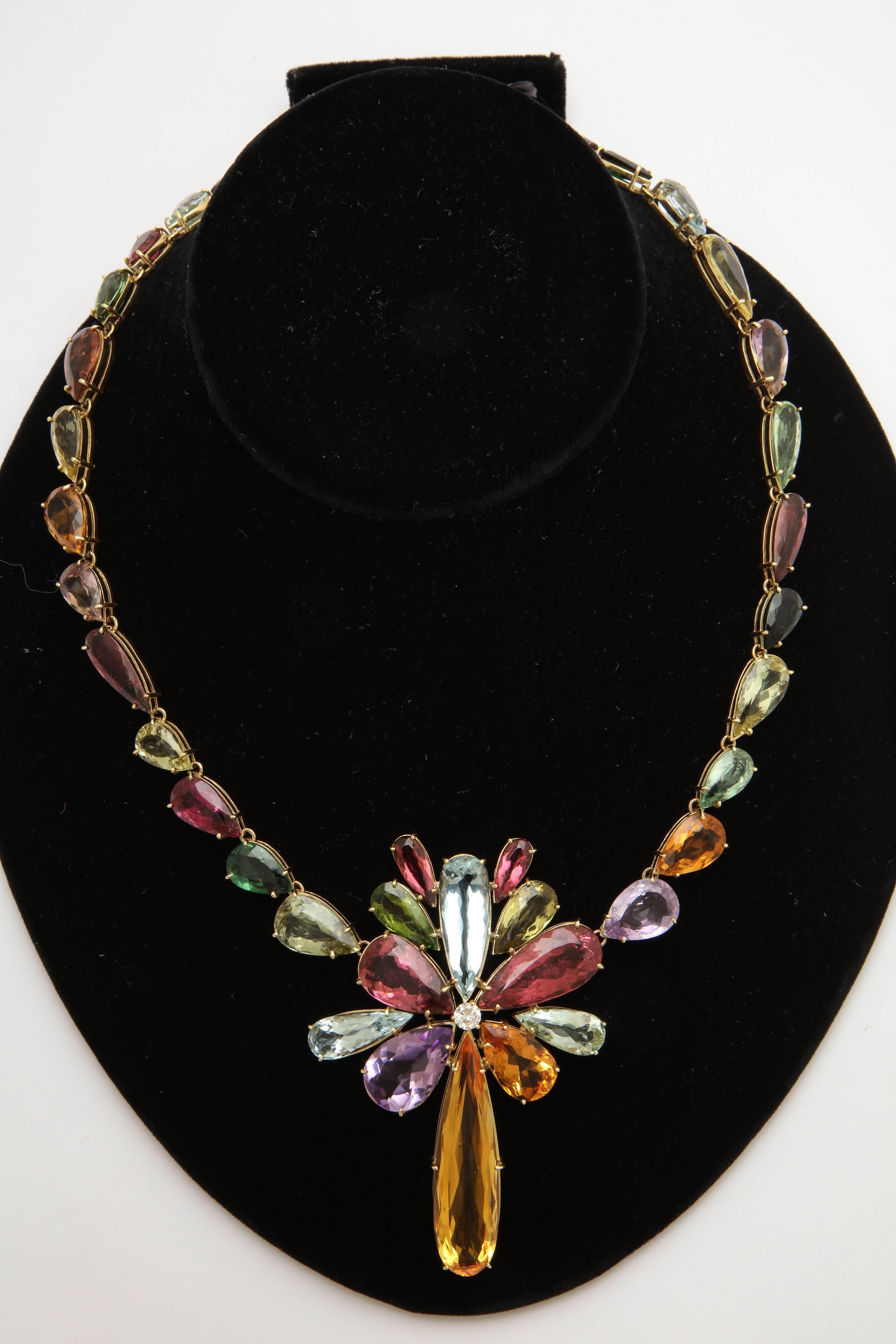 1970s  195 Carats of Multi-Colored Stones Diamond Collar Necklace In Excellent Condition In New York, NY