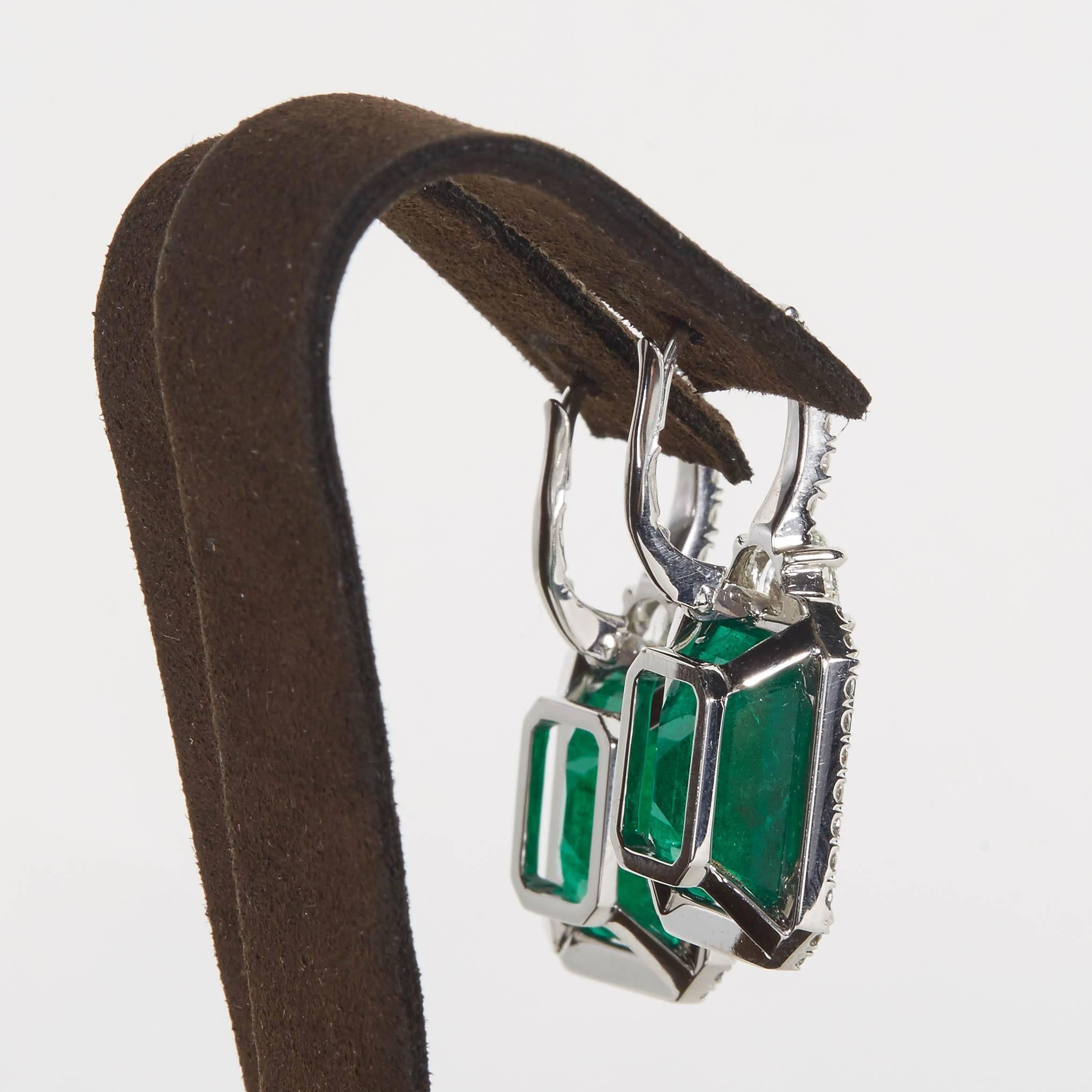 emerald dangle drop earrings