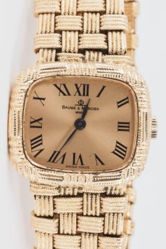 Baume & Mercier 18 Karat Yellow Gold Ladies Wrist Watch, Swiss circa 1960