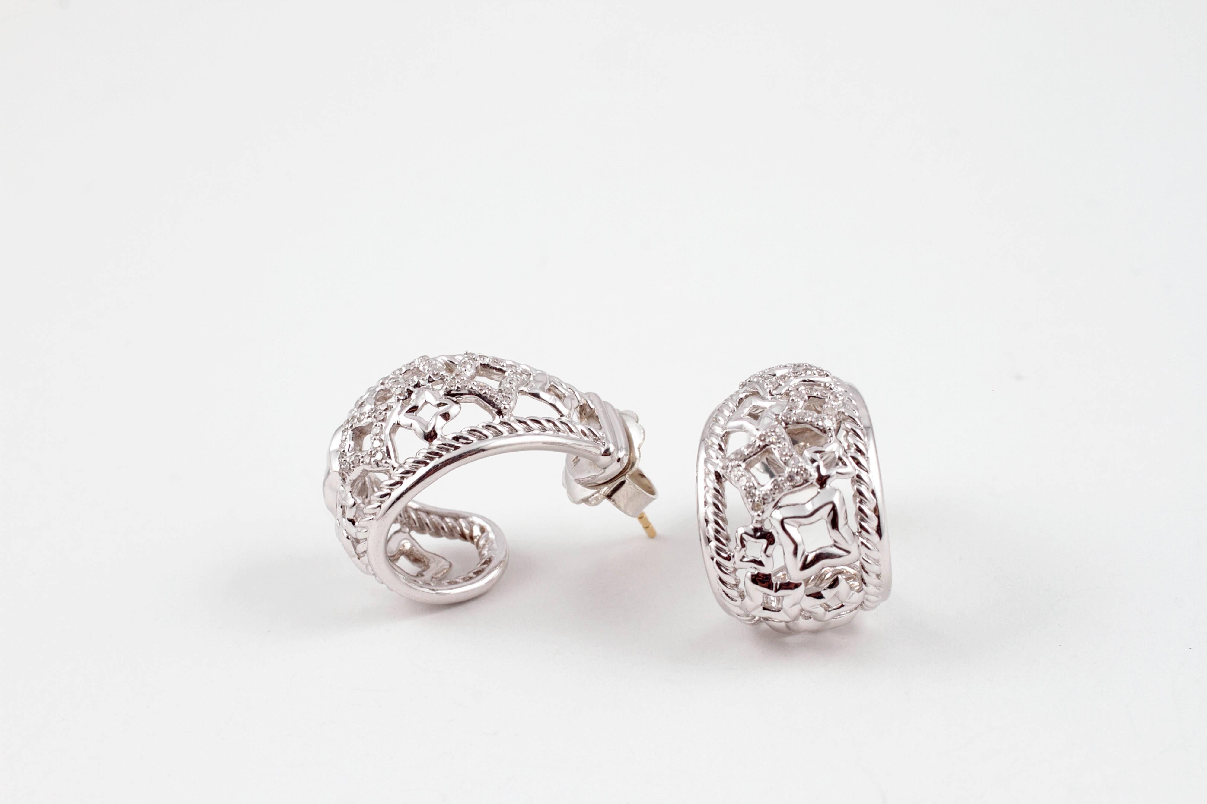 David Yurman Diamond Quatrefoil Earrings In Excellent Condition In Dallas, TX