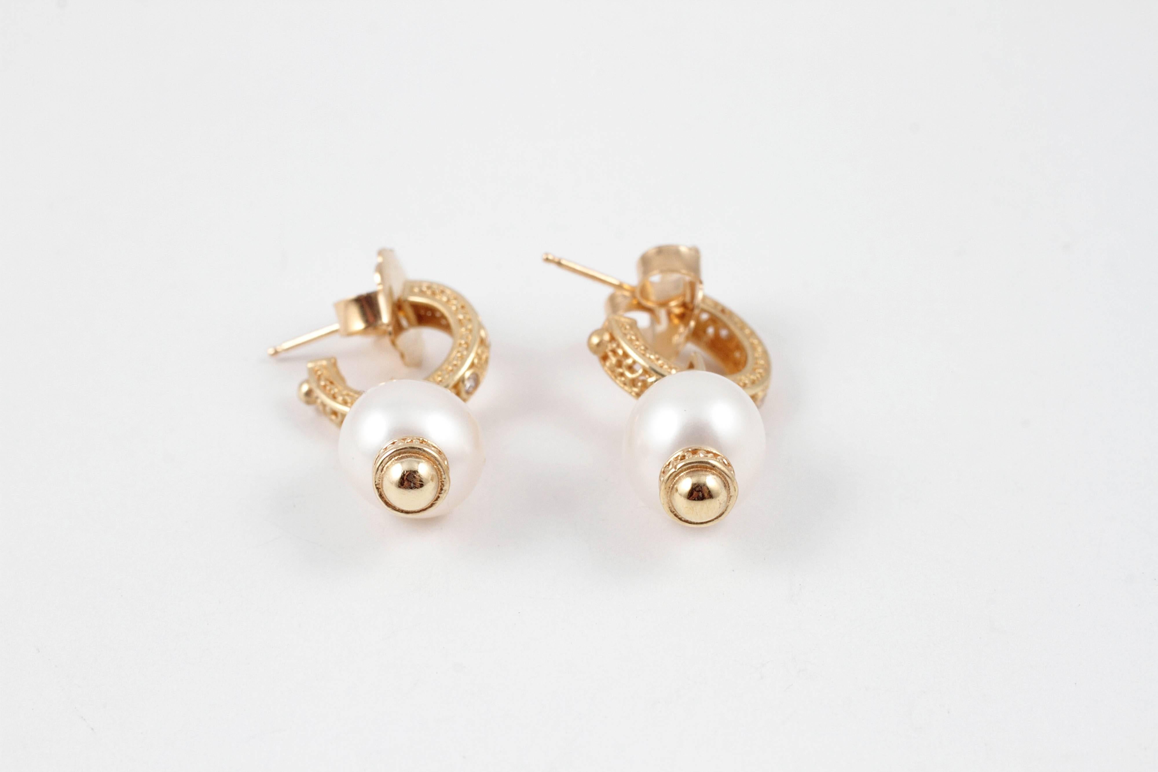 Women's Pearl Diamond Yellow Gold Earrings