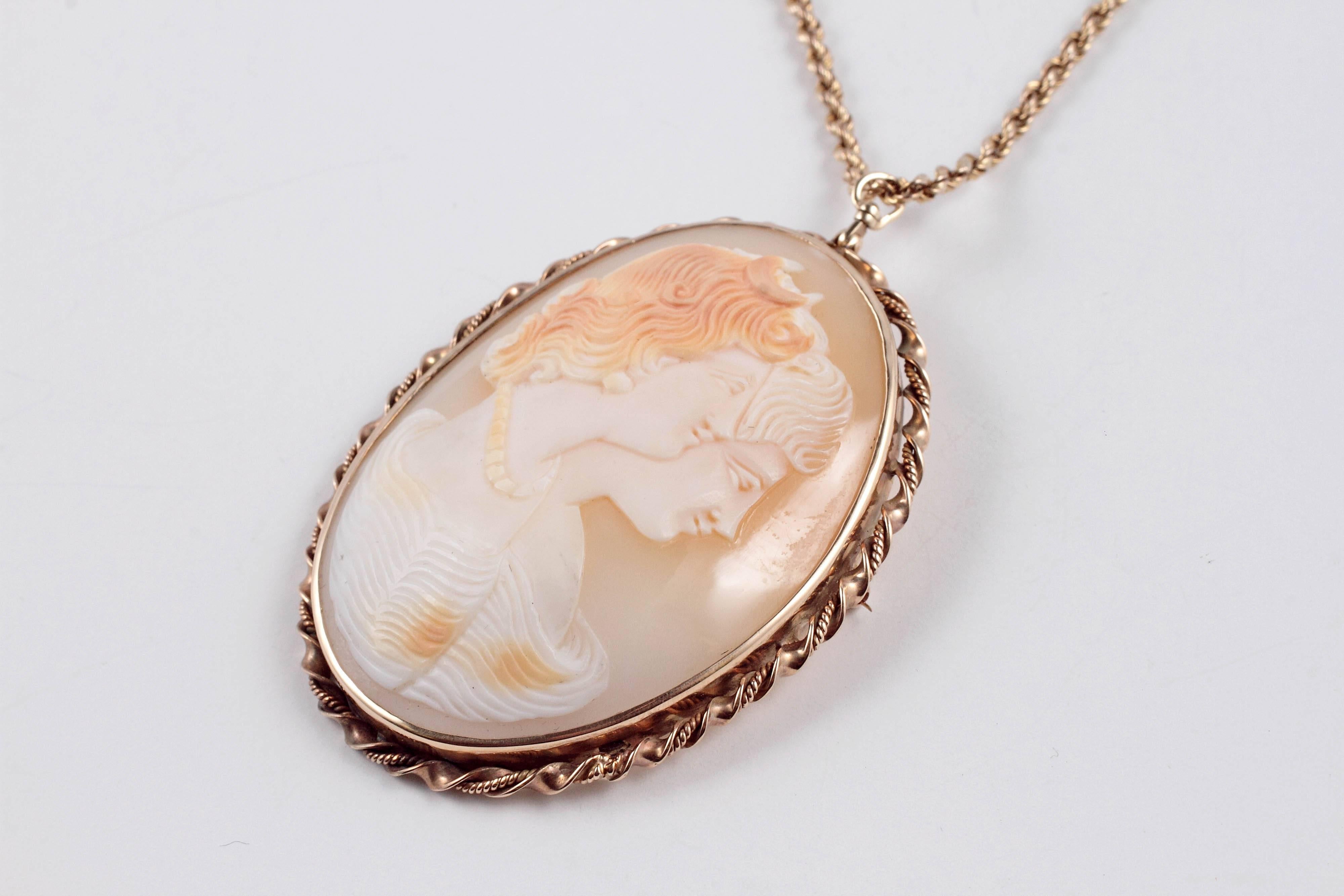 Large Shell Cameo Pendant on 9 Karat Chain In Good Condition In Dallas, TX