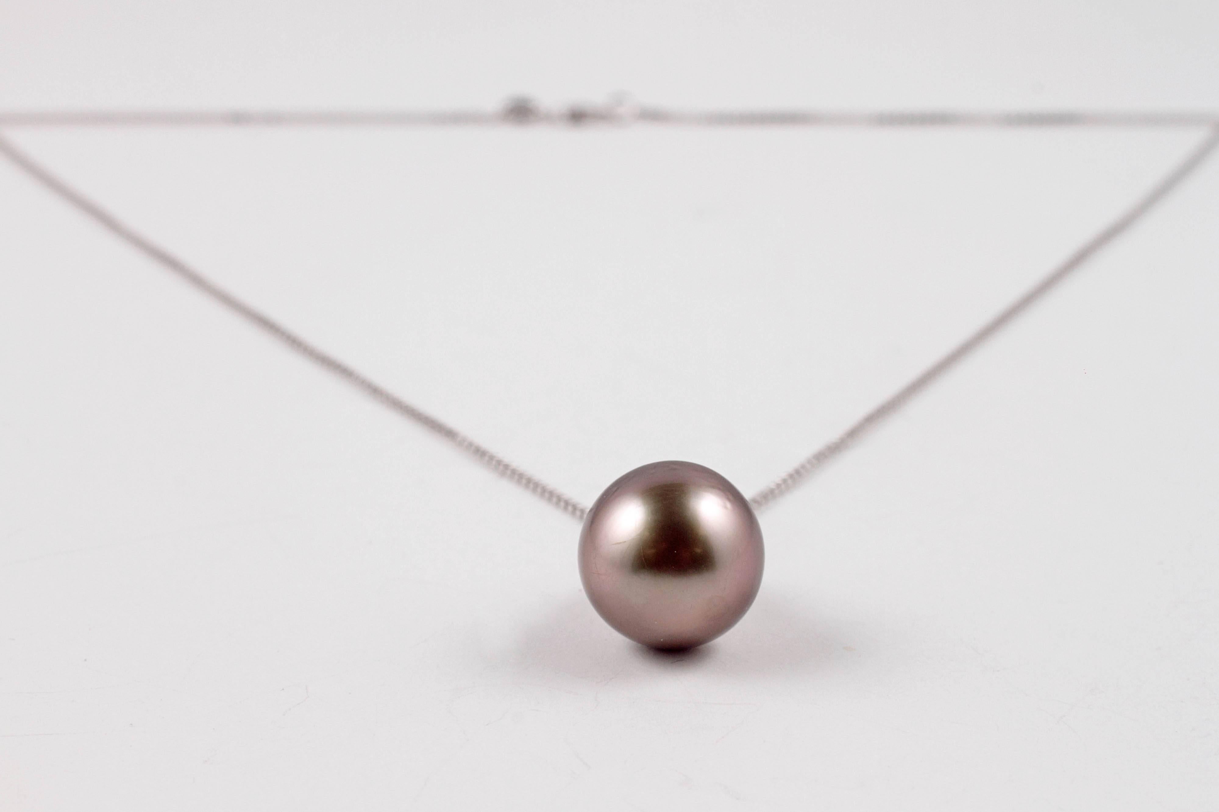 Women's Natural Color Tahitian Cultured Pearl White Gold Necklace