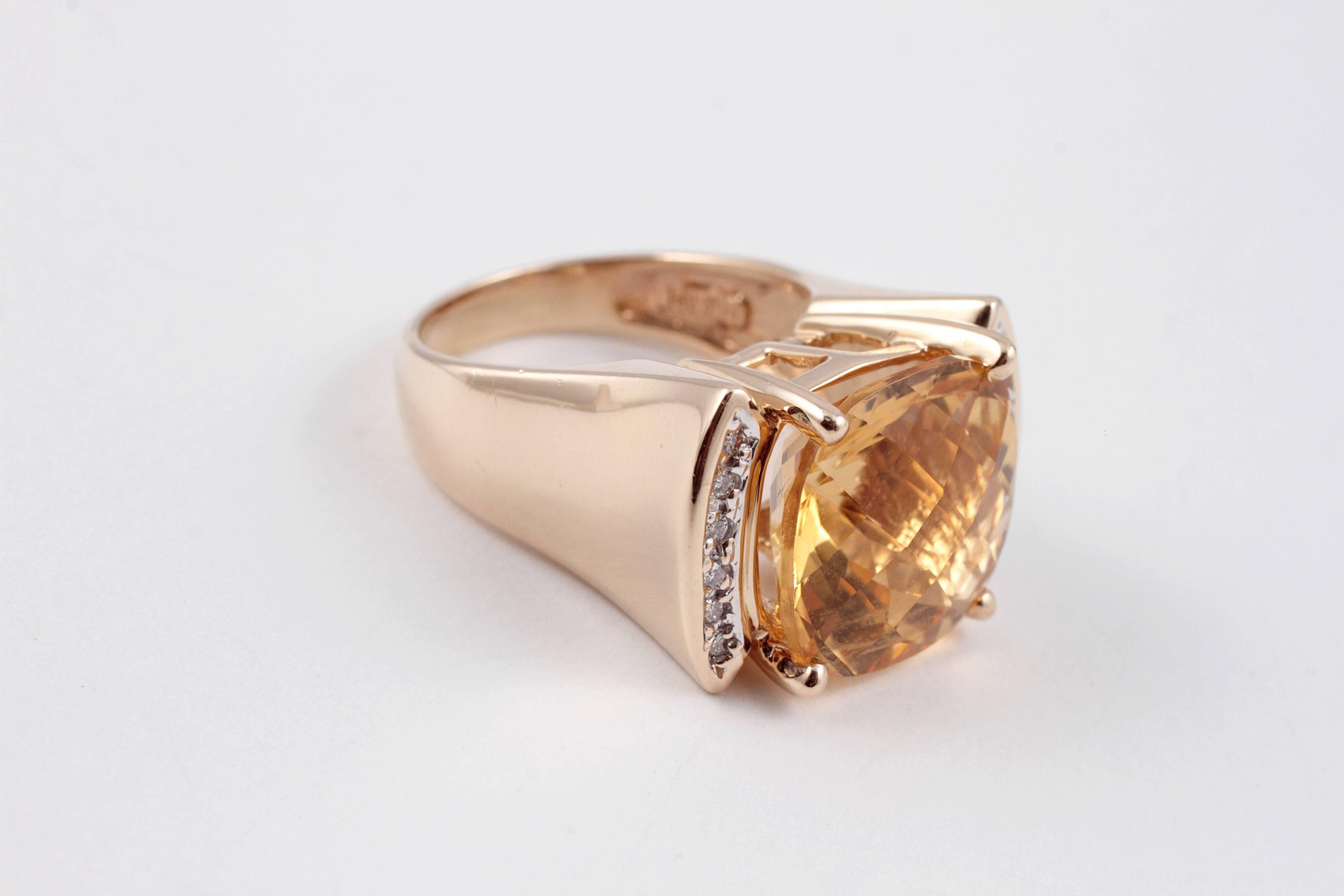 Women's Fabulous 11.00 carat Citrine and Diamond Ring