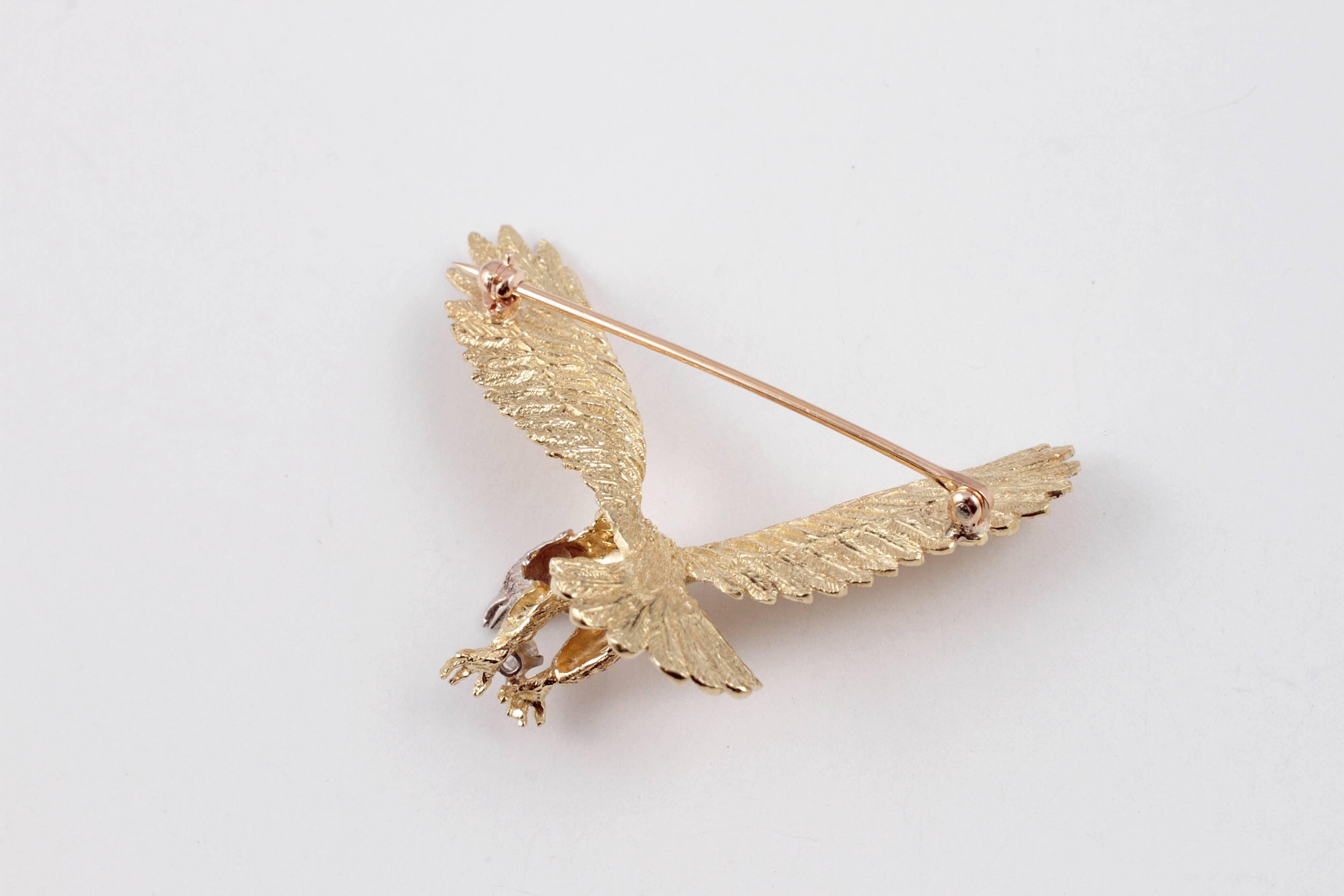 Round Cut Beautiful Two-Tone Eagle Brooch Accent Diamond