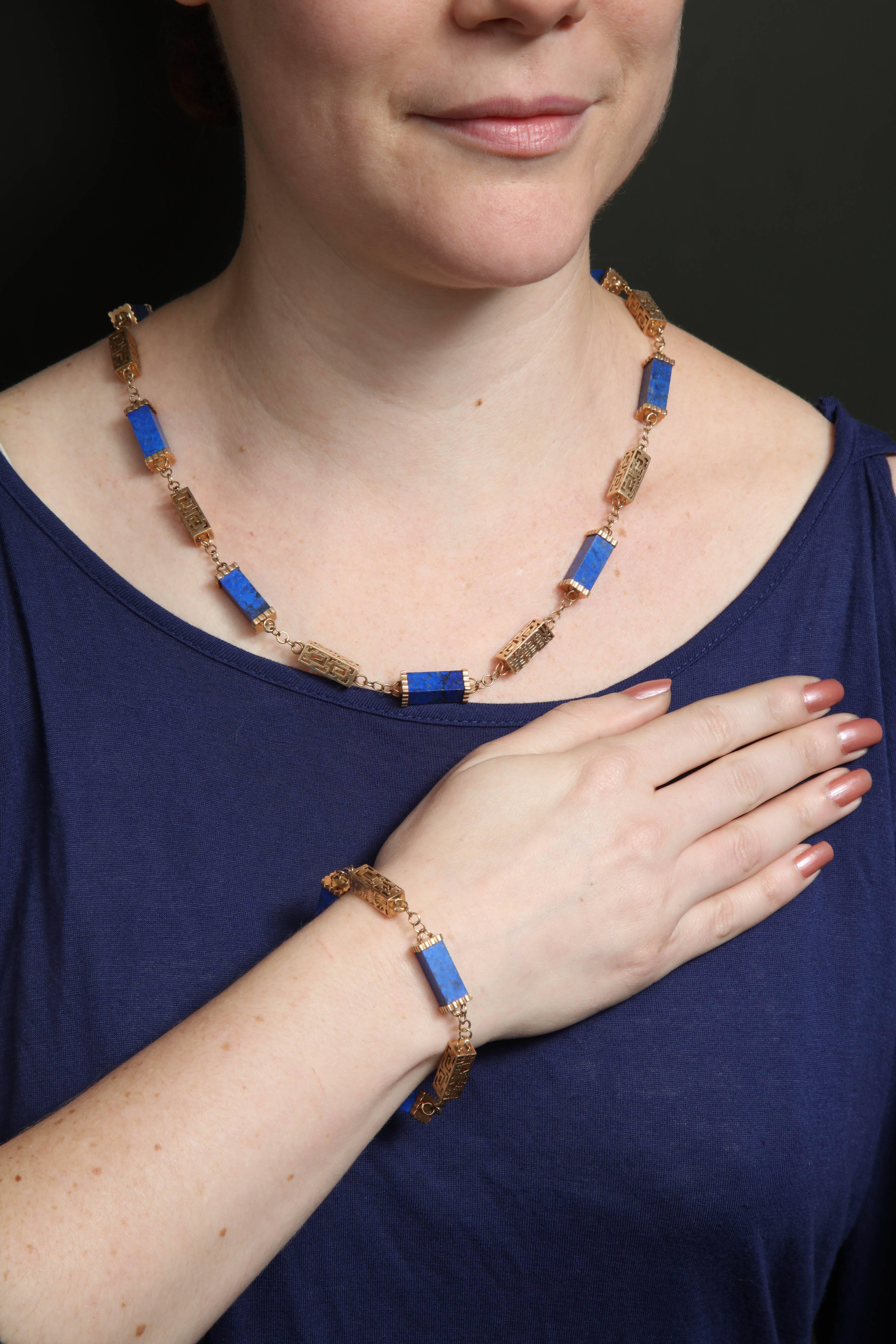 1950s Three Dimensional Cylinder Shape Lapis Lazuli and Reticulated Gold Chain 3