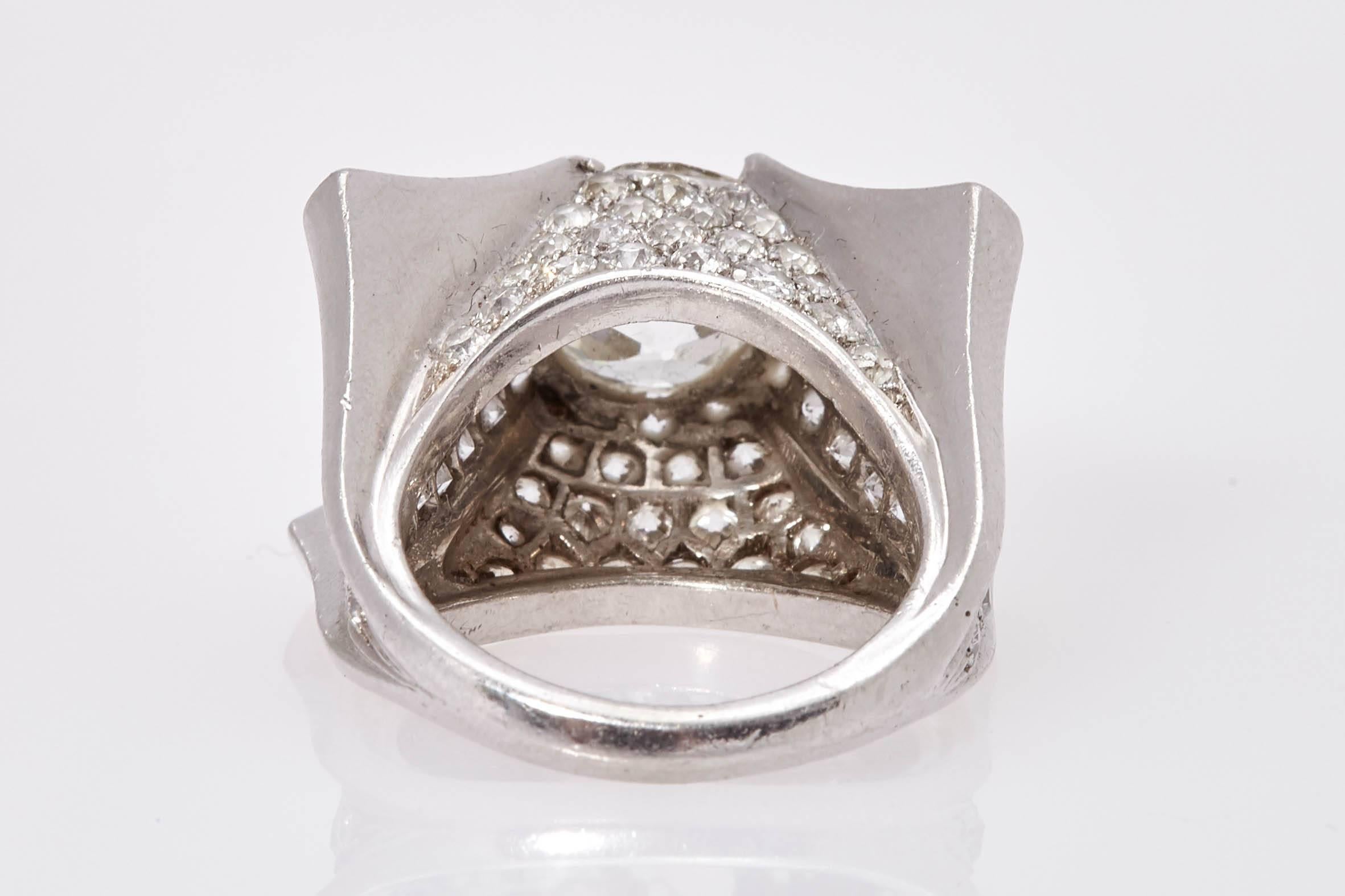 Anillo de cóctel de diamantes Retro en venta
