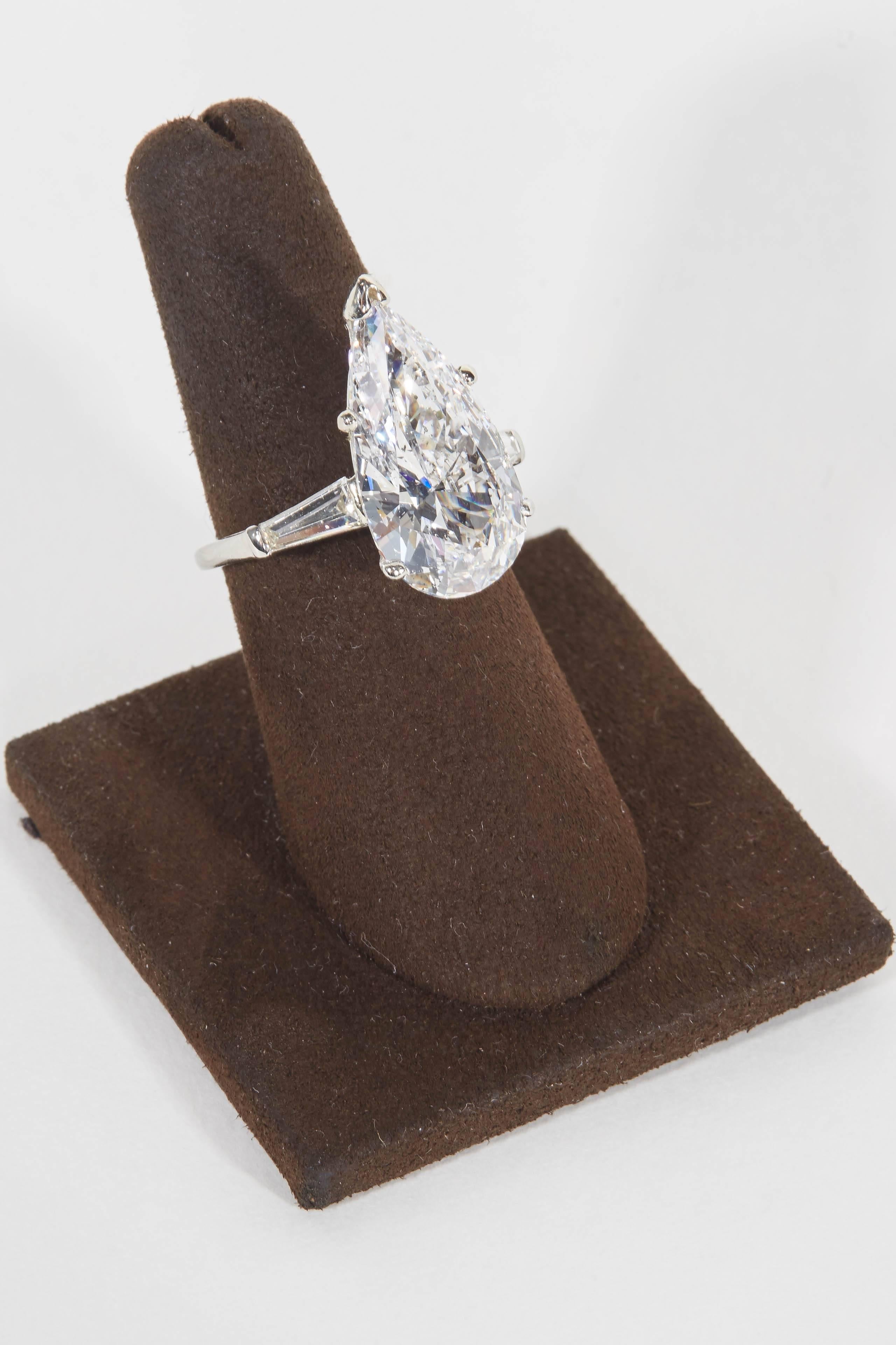 8 carat pear shaped diamond ring